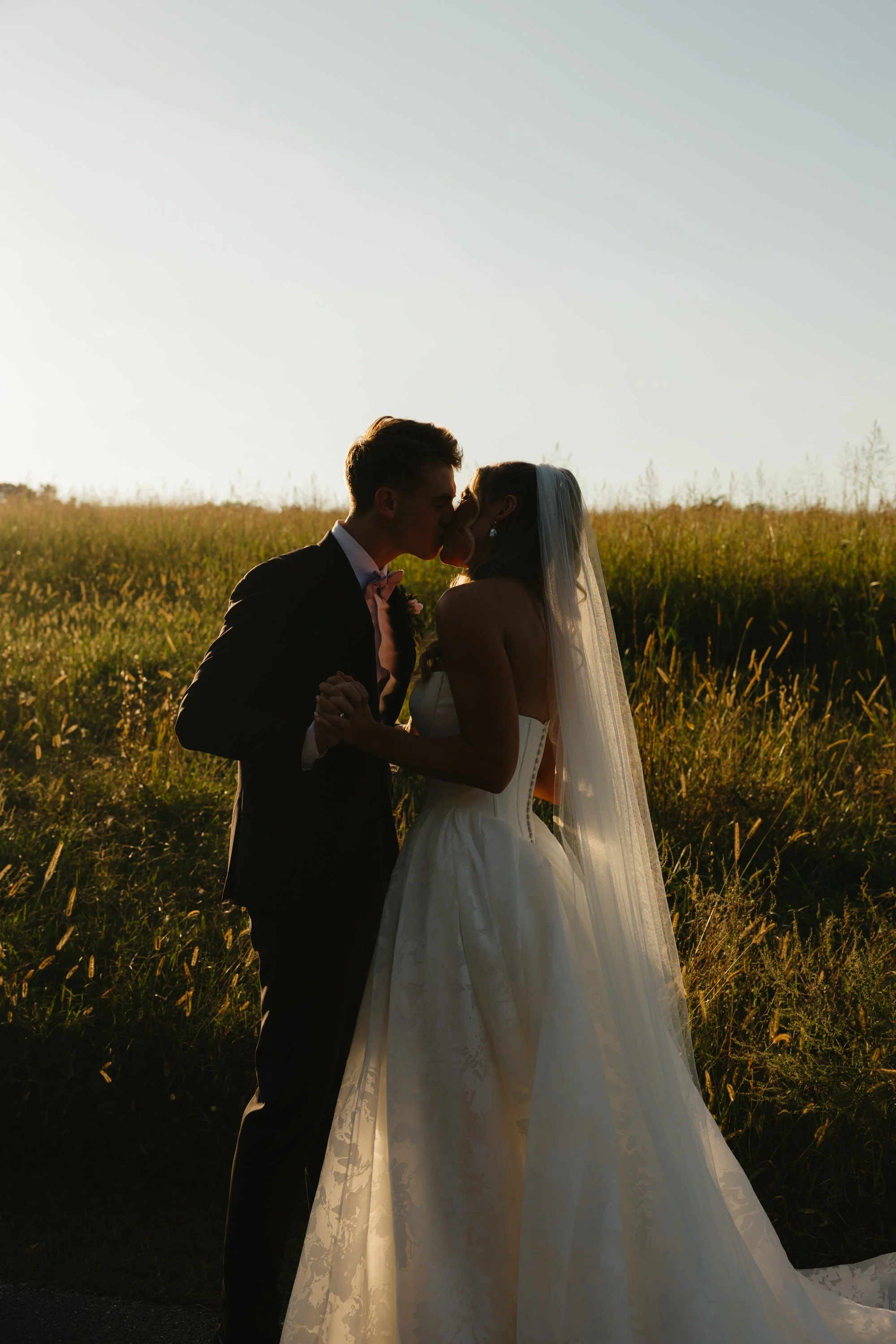 Northwest Arkansas wedding photographer, Arkansas wedding details, elegant wedding inspiration, timeless wedding photography, Bentonville Fayetteville Rogers weddings, documentary-style photography Rayli Rose Photography