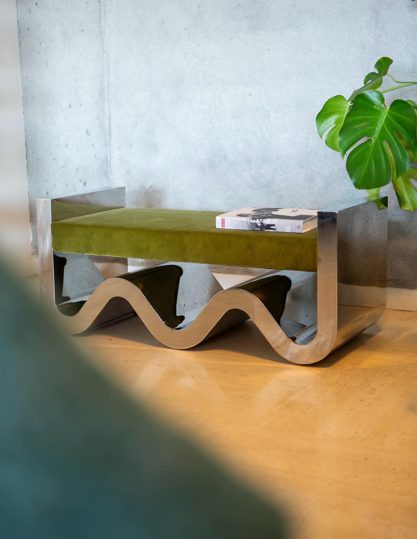 Un appartement comme un h&ocirc;tel&hellip; 💙

&mdash; 

📸 @martynikefly

&mdash; 

#Monoprix #BenjaminBureau #HotelStyleLiving