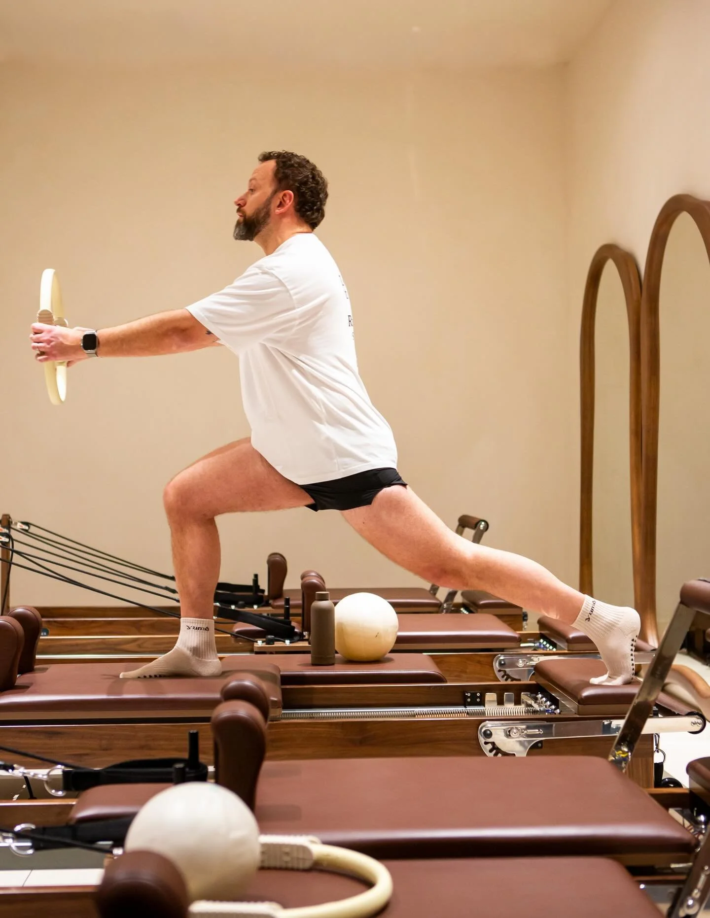 Le Pilates Reformer, c&rsquo;est aussi pour les hommes ! 💪

J&rsquo;ai eu l&rsquo;occasion de d&eacute;couvrir cette pratique chez @yumemonaco, de la meilleure fa&ccedil;on qui soit puisque j&rsquo;&eacute;tais accompagn&eacute; du coach @__iam_nate