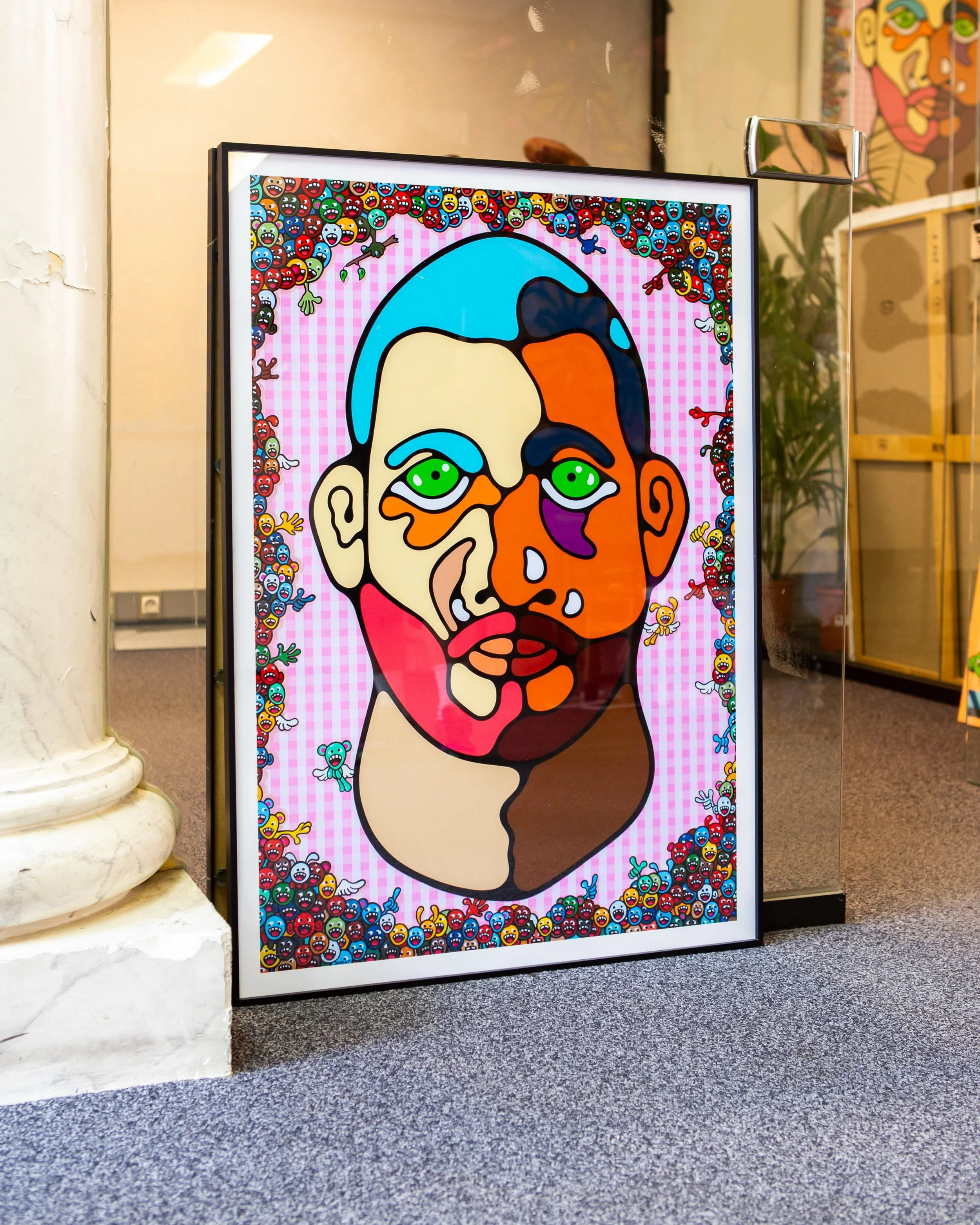 &Agrave; Grasse, une exposition sous le signe de l&rsquo;Amour rend hommage &agrave; l&rsquo;artiste pop-art @jeanlucdesset ! 💙

&Agrave; ciel ouvert, dans les rues de la ville &amp; encore plus surprenant, dans l&rsquo;enceinte d&rsquo;une ancienne