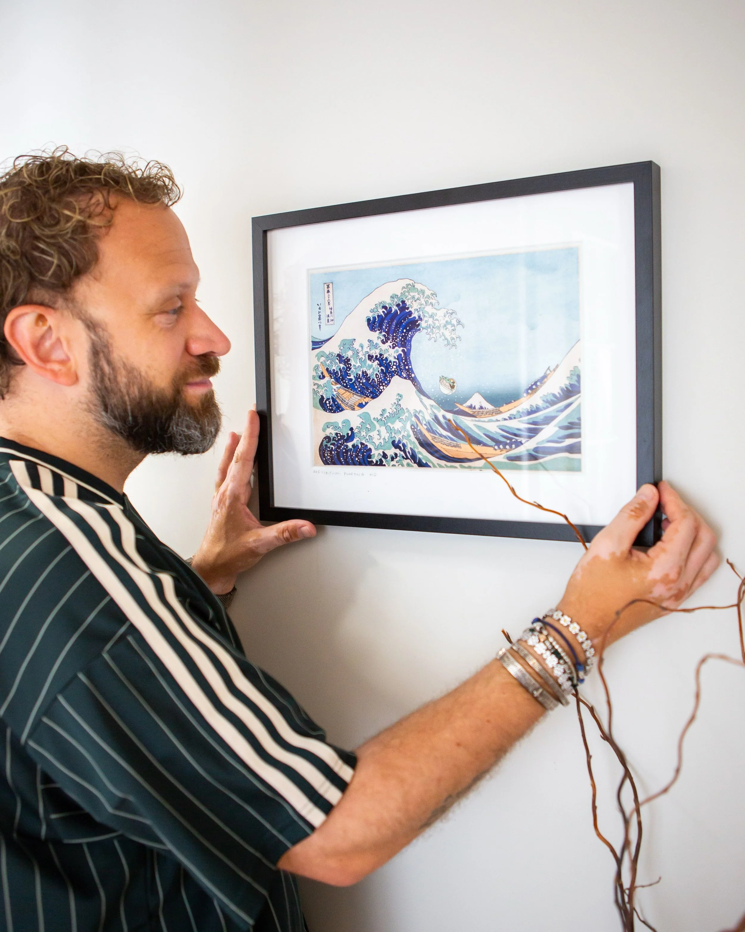 💎 &Agrave; Nice, la @galeriesakura propose des expositions familiales &amp; oeuvres &agrave; la vente de 300 artistes du monde entier, inscrits dans la Pop Culture.

Tirages argentiques en exclusivit&eacute; &amp; &eacute;ditions limit&eacute;es, vo
