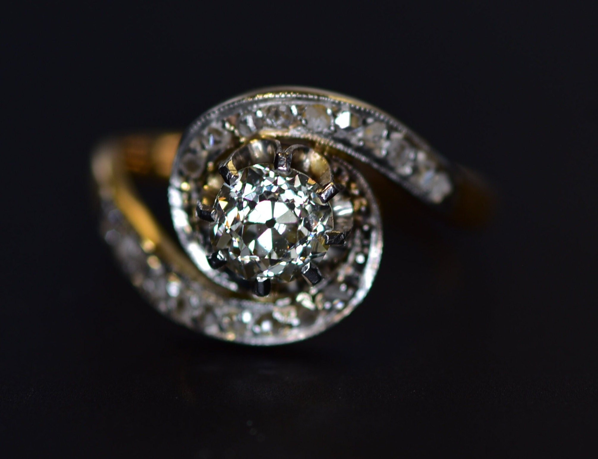 https://i.etsystatic.com/18684863/r/il/347473/6151506105/il_fullxfull.6151506105_8bid.jpg