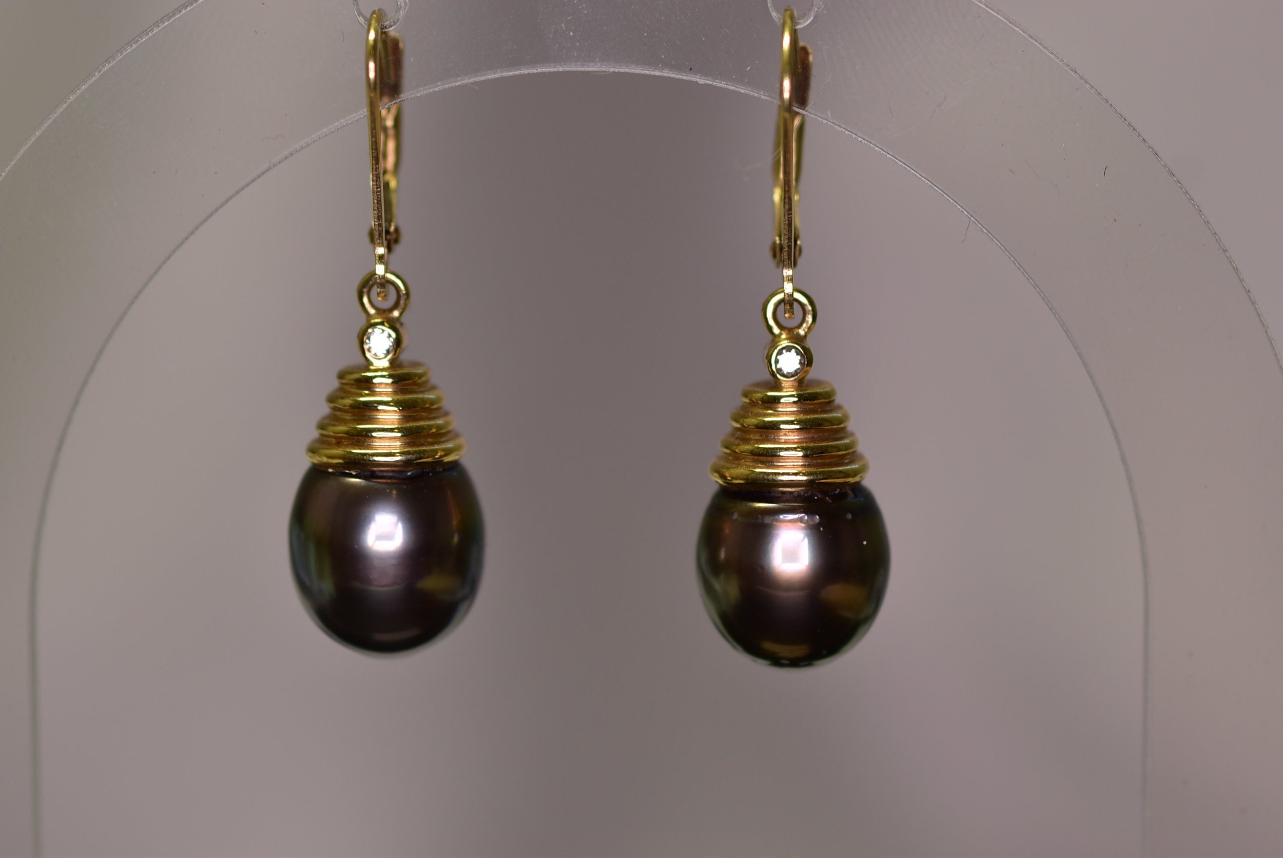 https://i.etsystatic.com/18684863/r/il/d28deb/5334584218/il_fullxfull.5334584218_6w3f.jpg