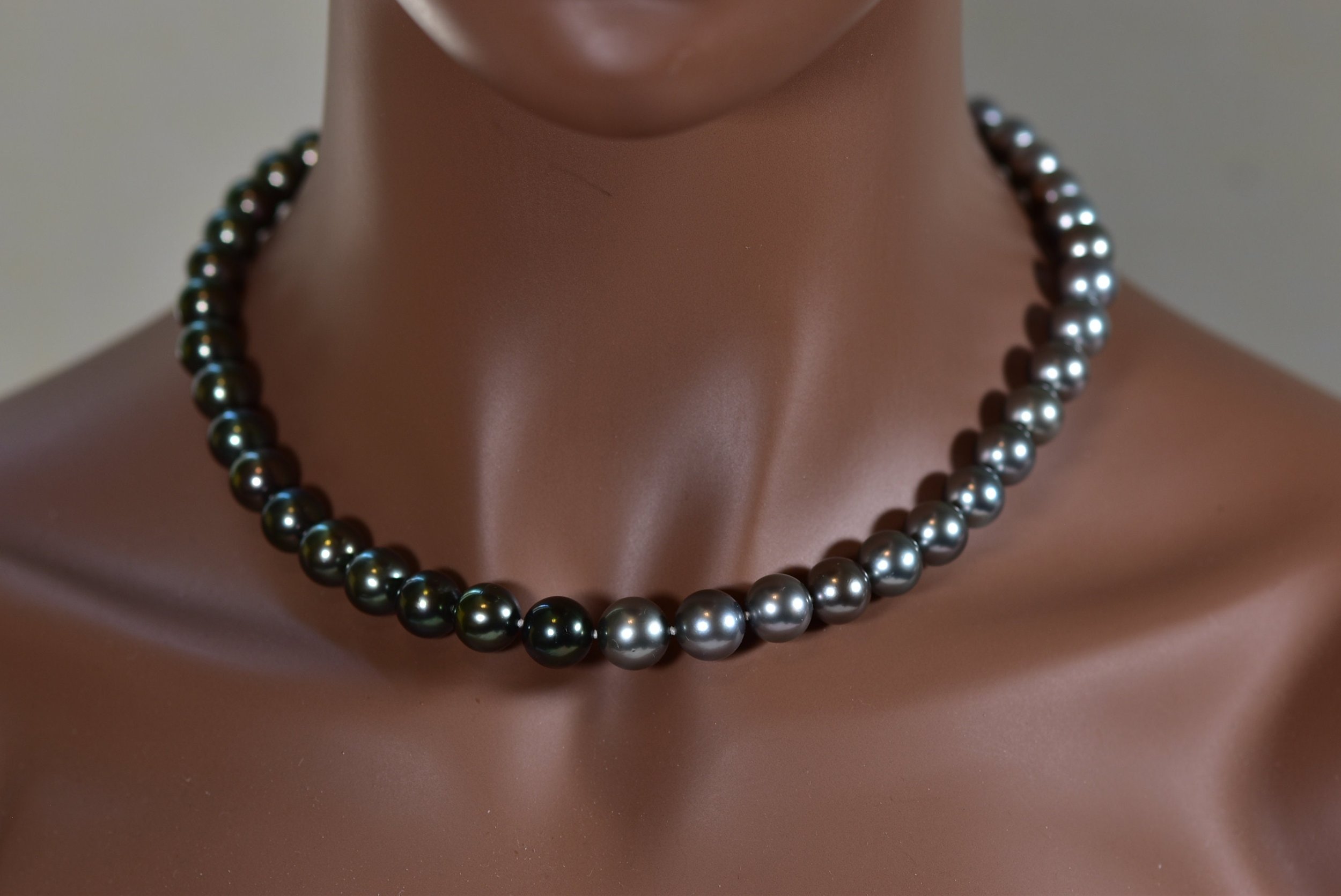 https://i.etsystatic.com/18684863/r/il/0d8bd5/4319172479/il_fullxfull.4319172479_tsja.jpg