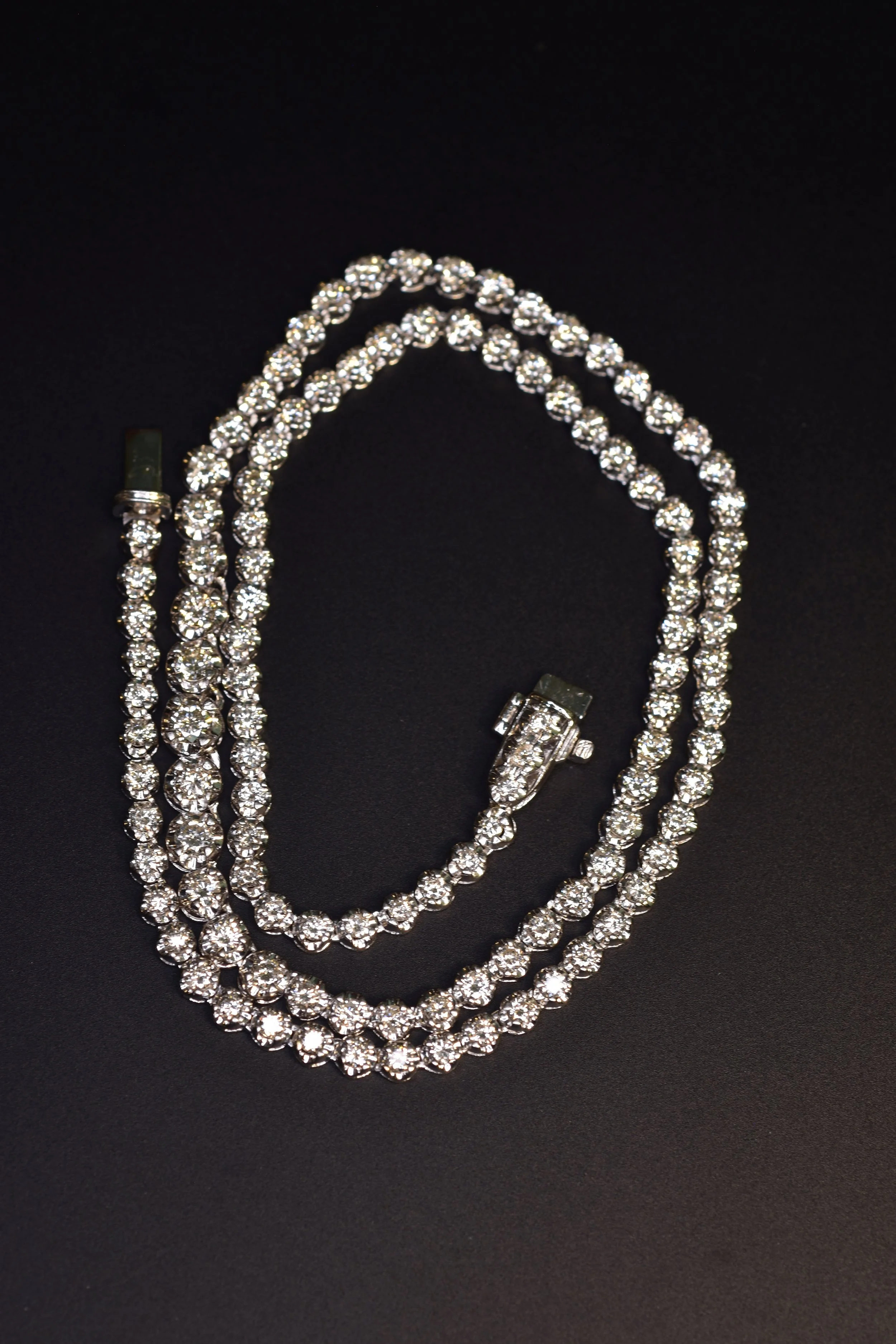 Vintage Platinum Graduated Natural Diamond tennis Necklace