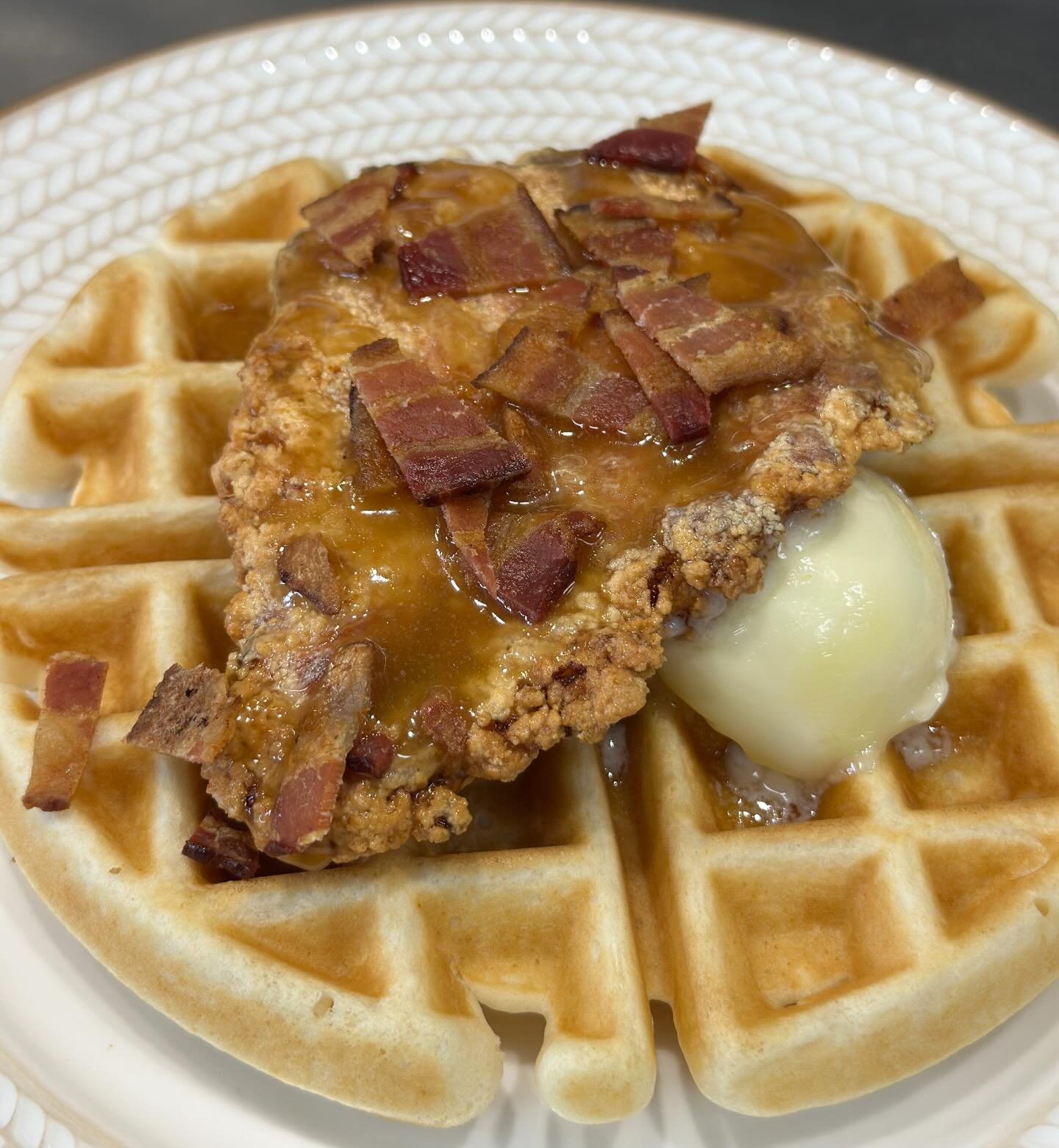 We have new specials for you 🧇
Brunch 10:30 am to 2 pm 
Bottomless mimosas, Bloody Marys, chicken and waffles and more 🍹 
Happy hour 3-5 pm