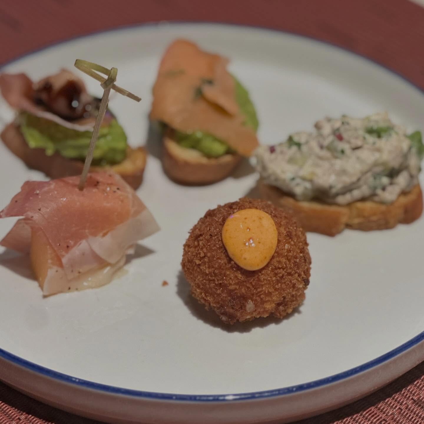 It may be chilly outside, but we have March Madness and all day Happy Hour inside (&amp; covered patio). Try out our tapas platter and have a bev 🍻