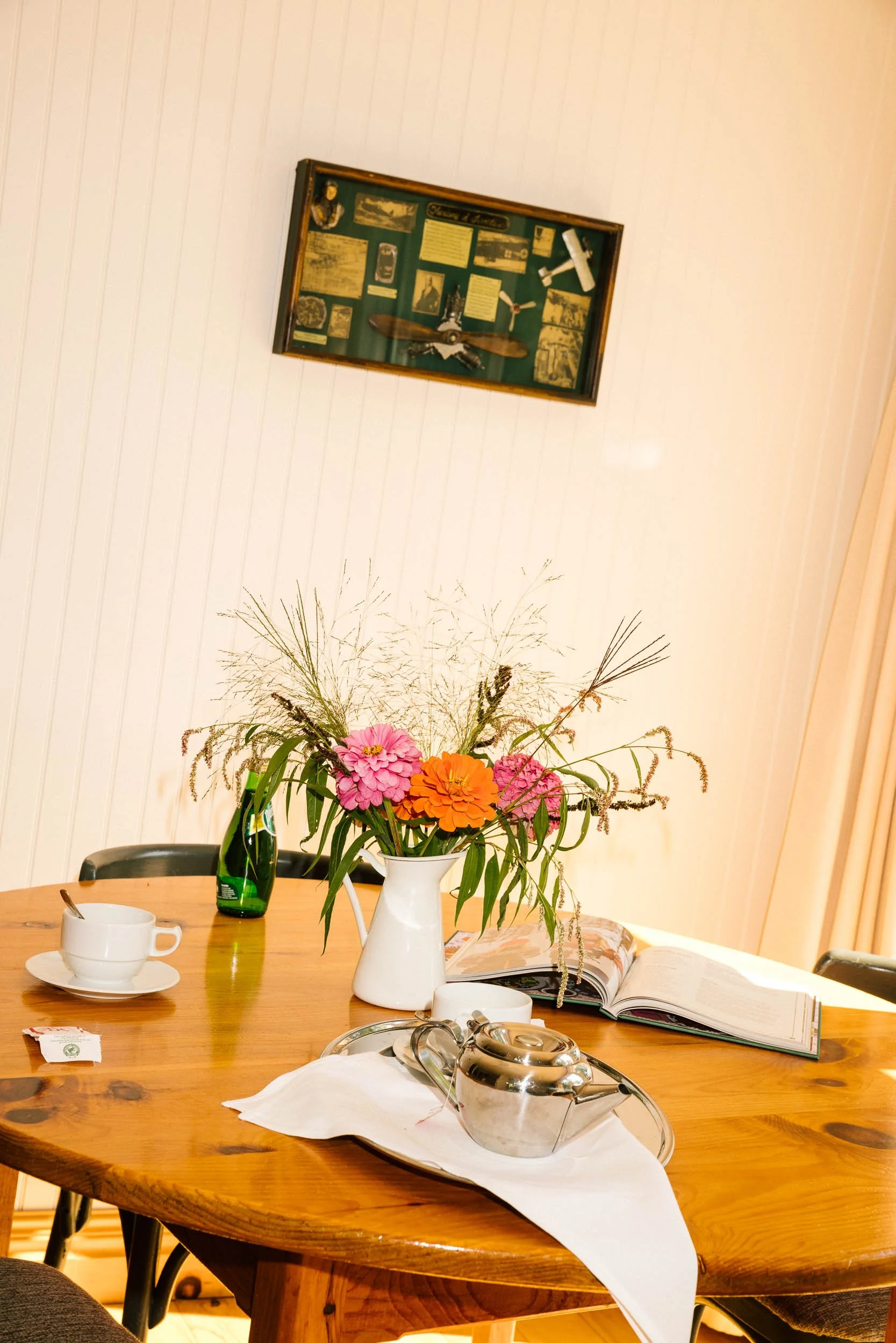 AaronWynia_AW 09-25-24-9139_MutualFriends.jpg