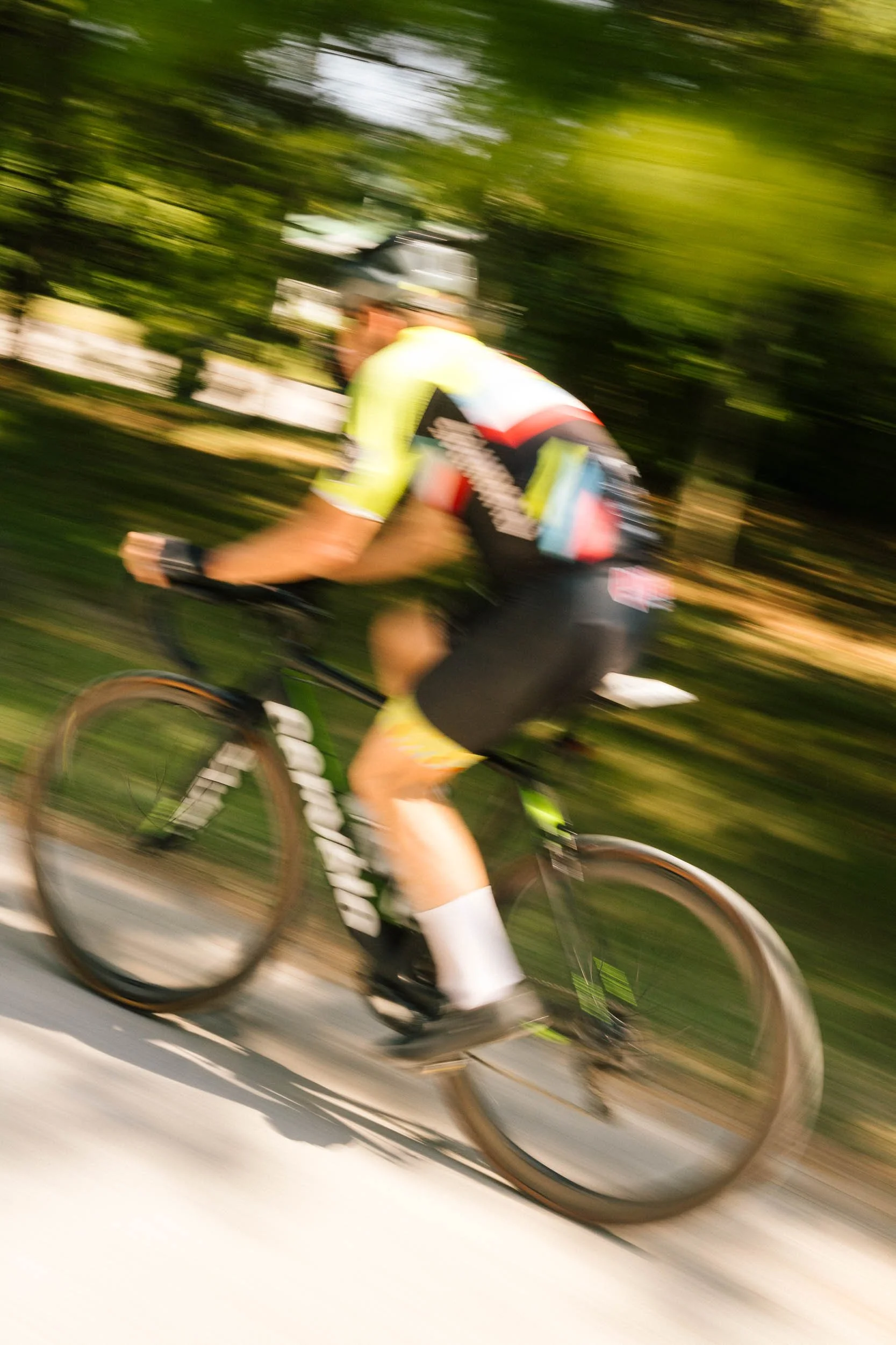 AaronWynia_AW 09-25-24-2580_MutualFriends.jpg