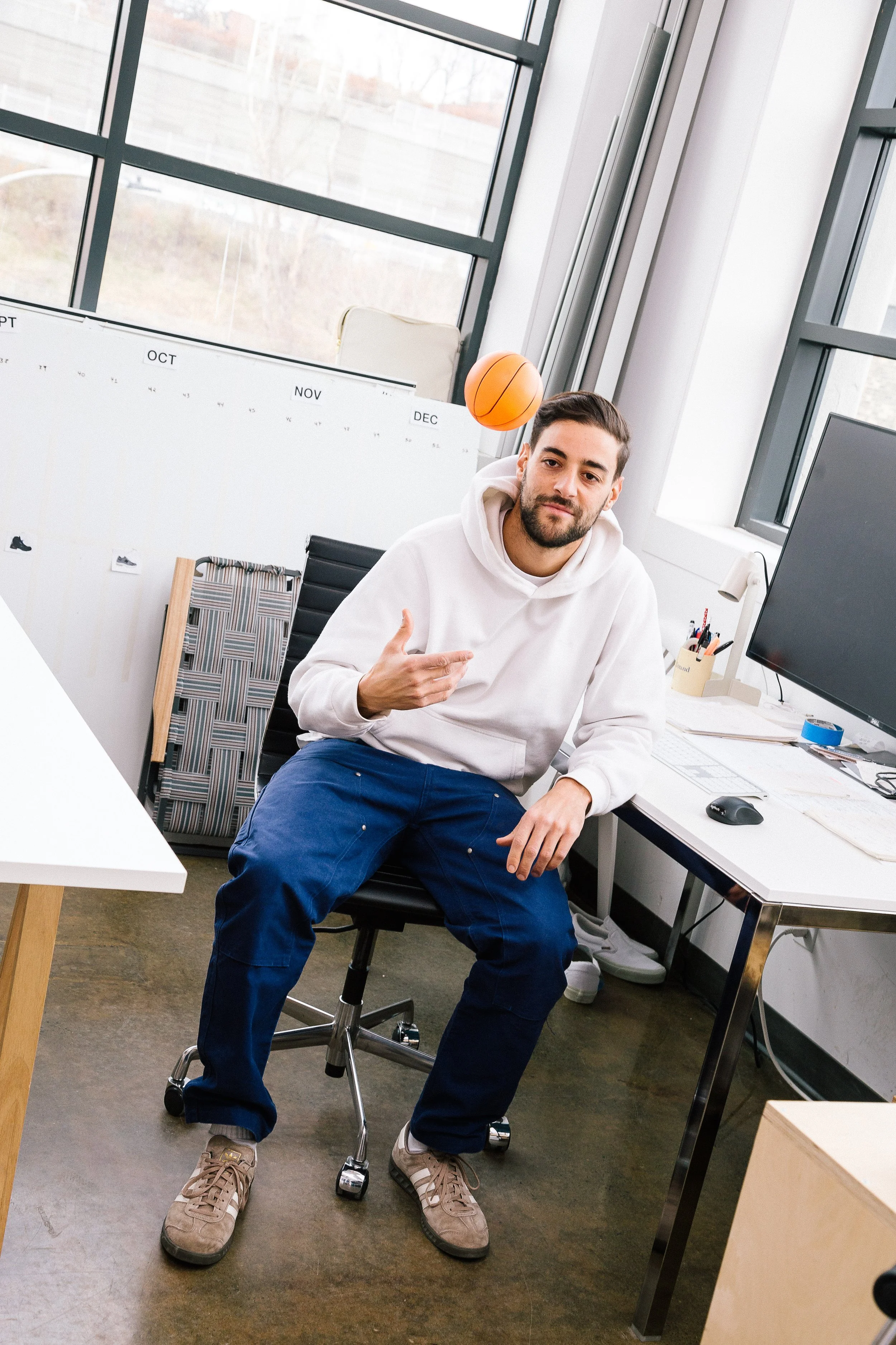 AaronWynia_12-18-23 P-1696_PopeyeMag2.jpg