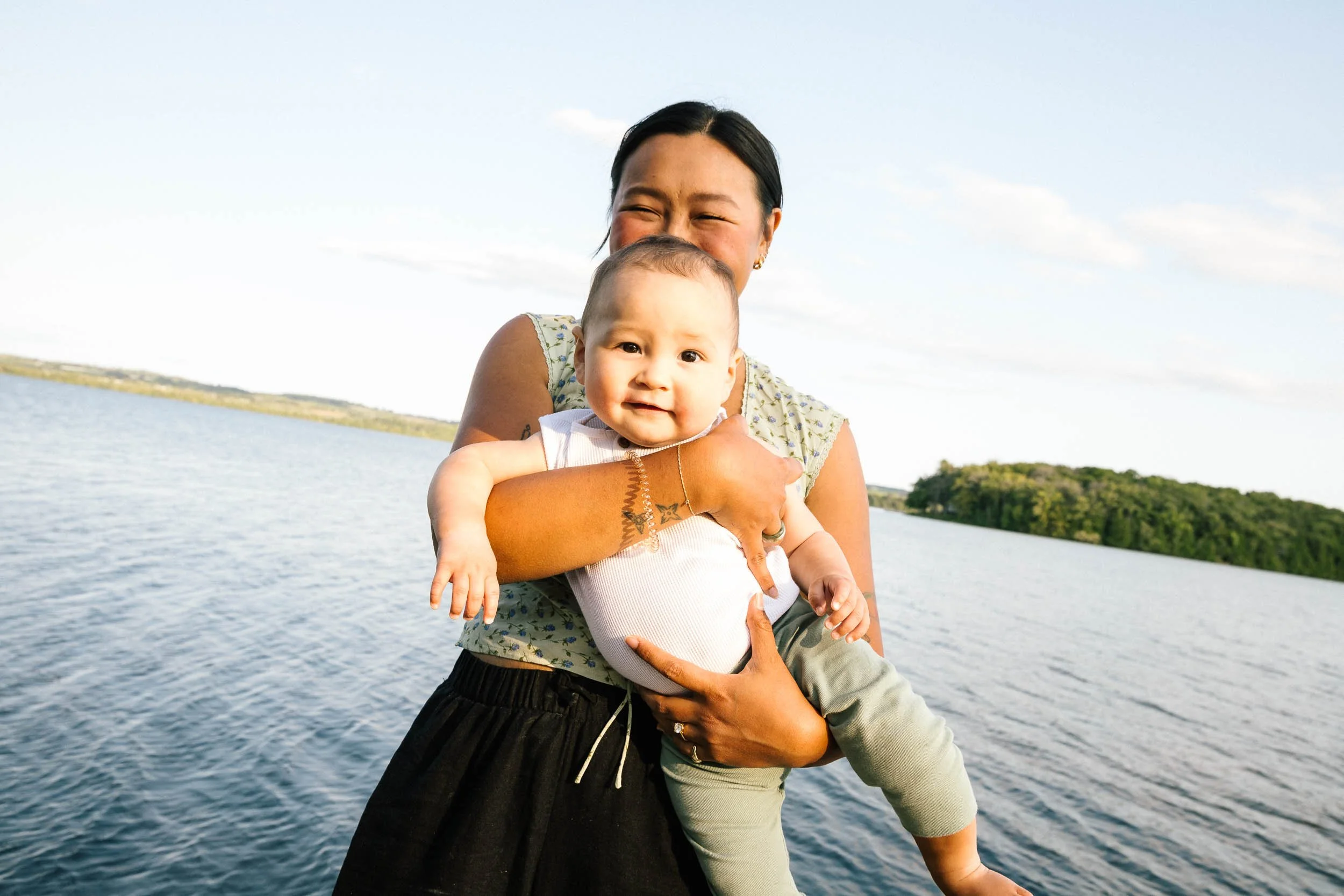 AaronWynia_AW 09-25-24-9582_MutualFriends.jpg