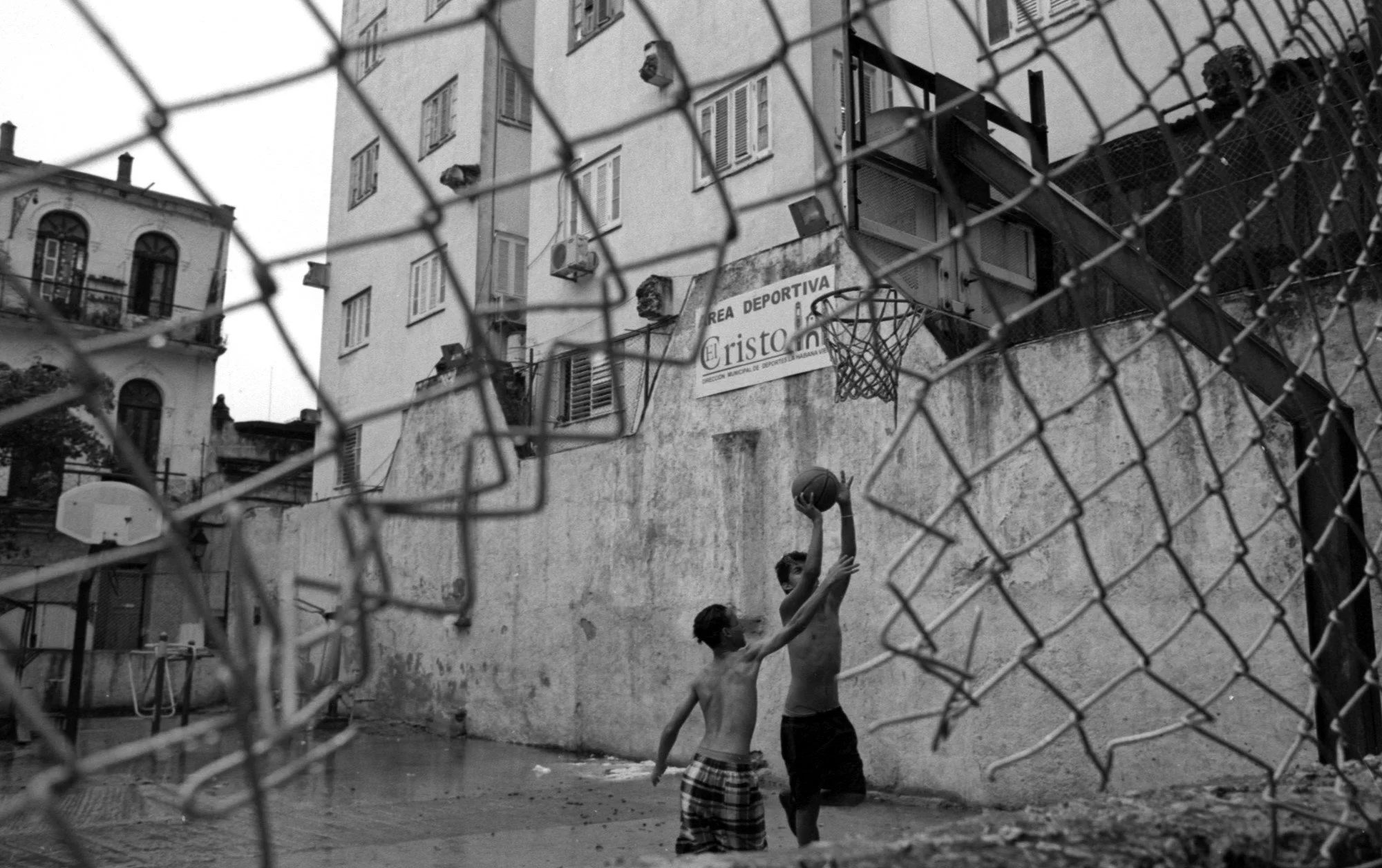 StanislawGraham_Stanislaw_Cuba_DAZED _Misc.jpg