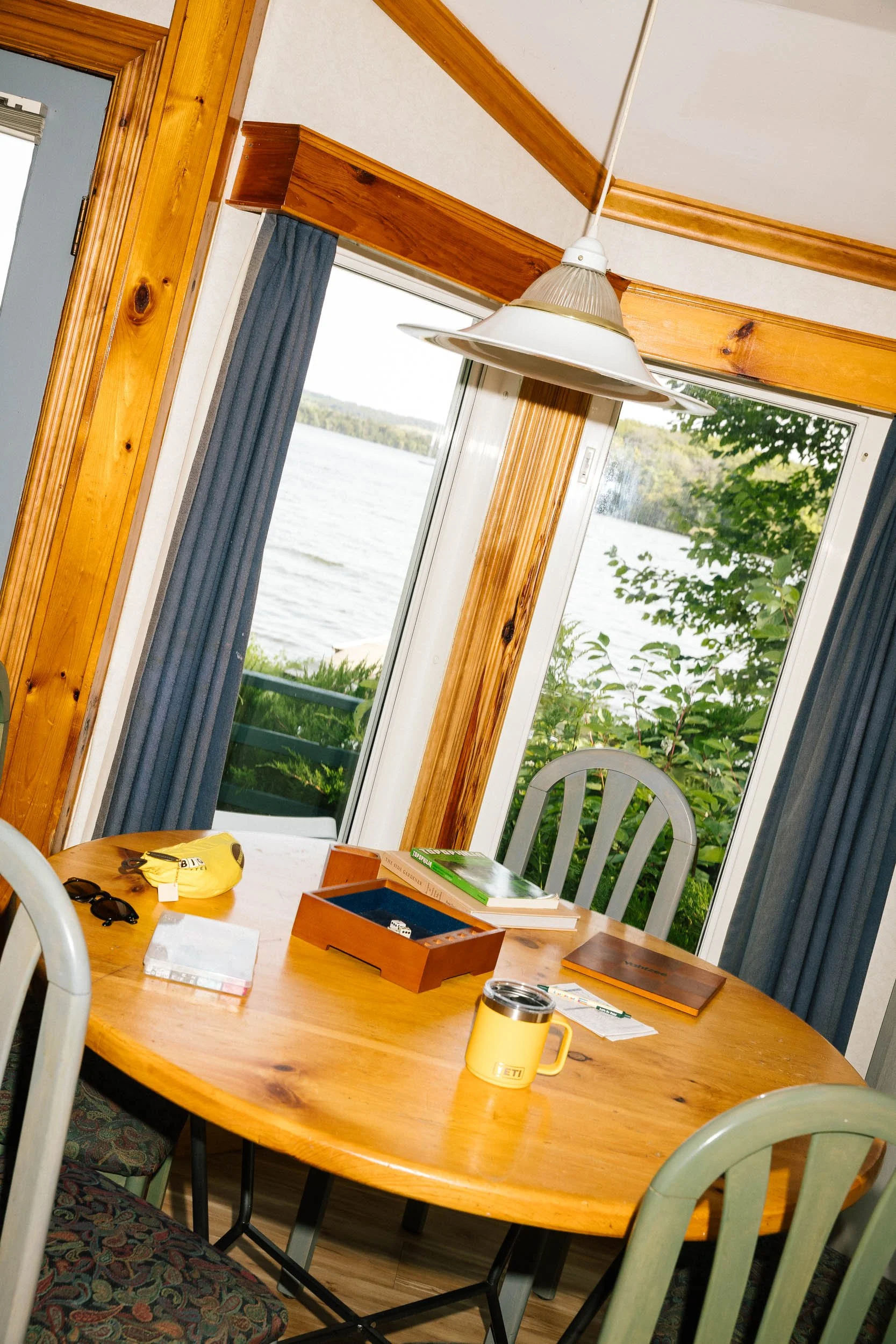 AaronWynia_AW 09-25-24-2757_MutualFriends.jpg