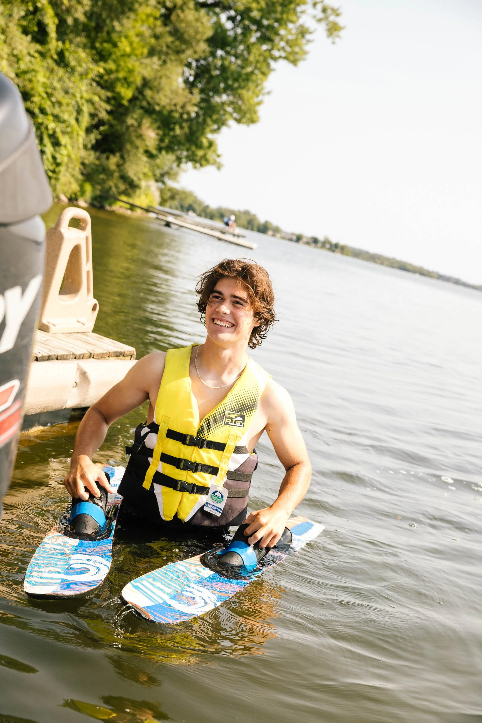 AaronWynia_AW 09-25-24-1961_MutualFriends.jpg