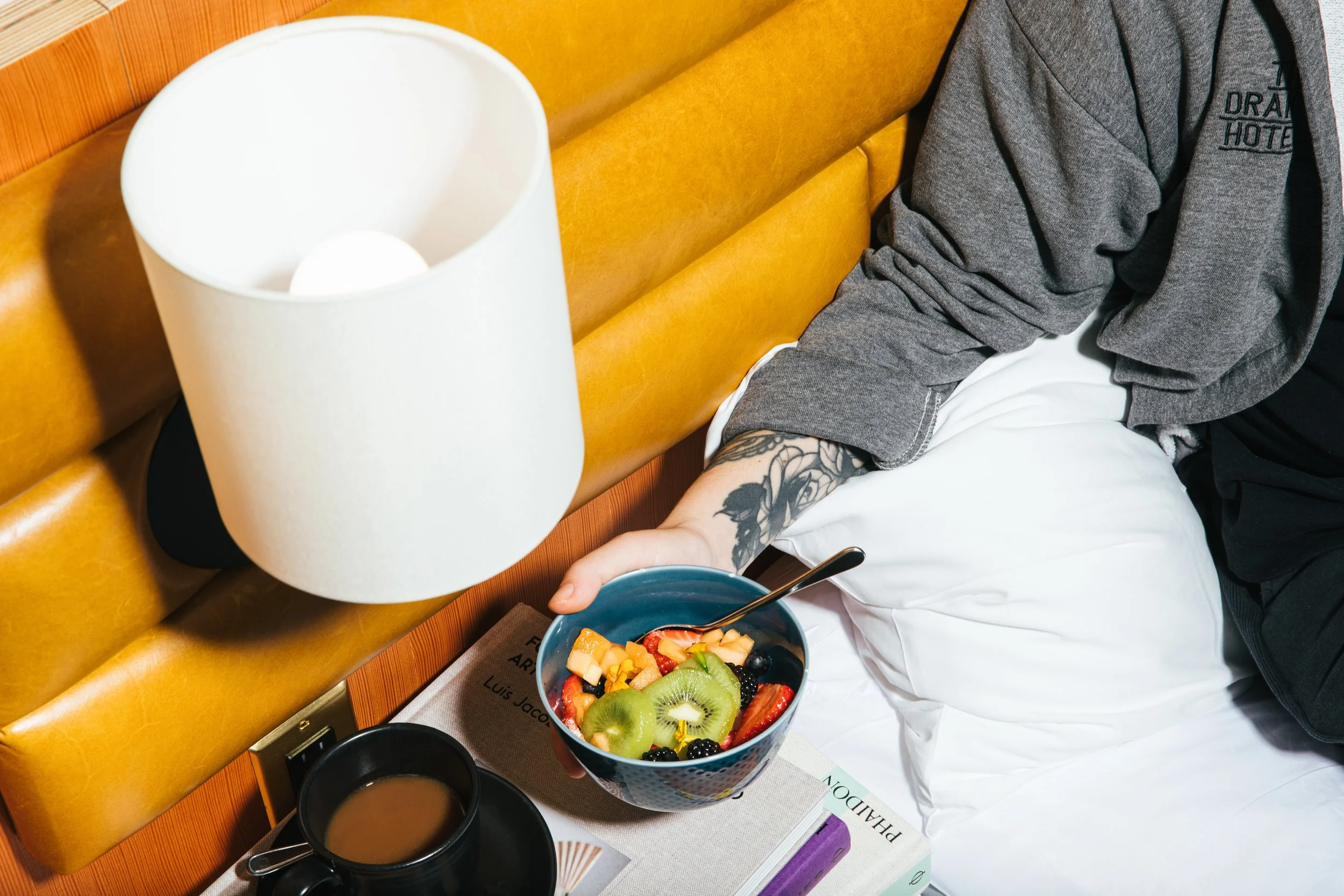 LouisaNicolaou_HOLIDAY SUITE17_DrakeHotel.jpg