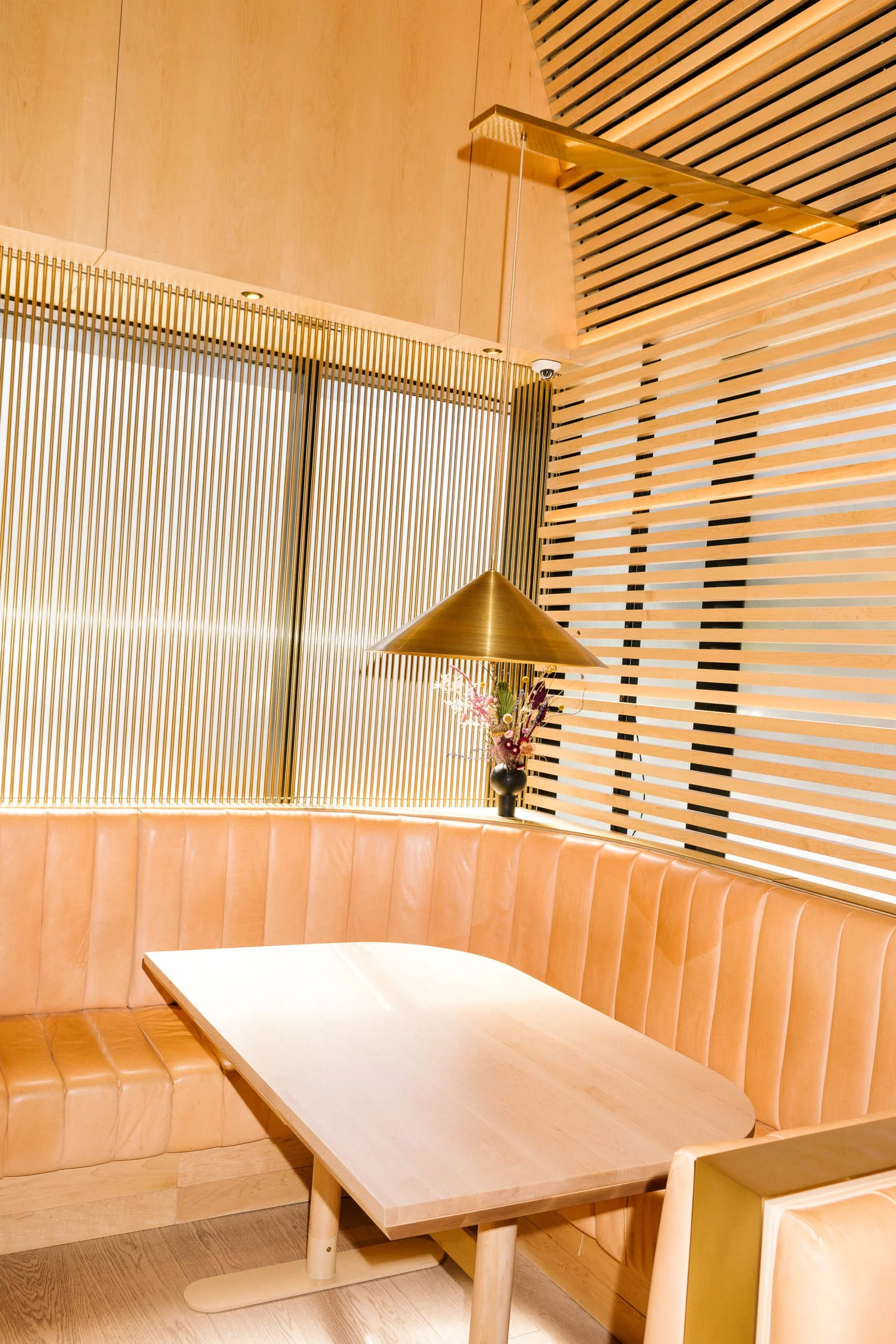 AaronWynia_AW 10-26-22-7054_MattyMathesonCouvetour.jpg