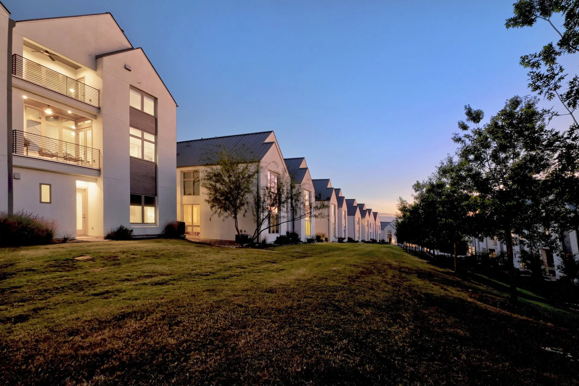 040-428937-2512 Watkins20221018_0040_11942597.jpg