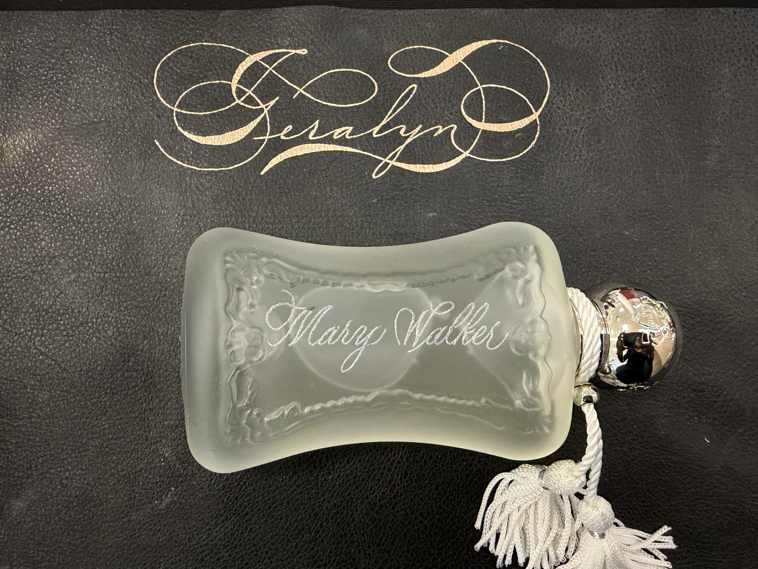 ParfumsdeMarlySubtleGraceCalligraphy_LiveEventArtist+Northern_VA_WashingtonDC_DMV_Calligrapher&Engraver2.jpeg