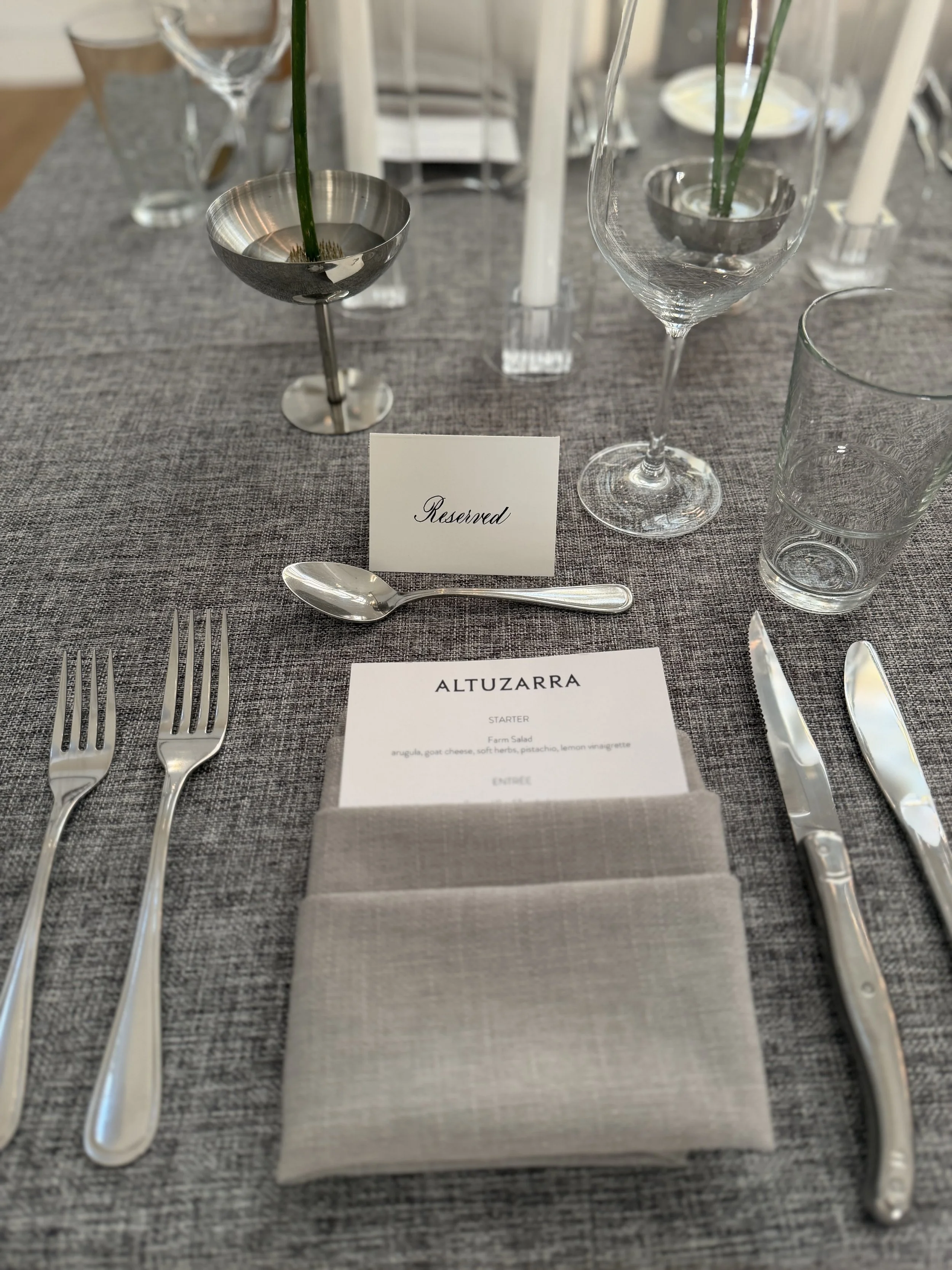 Placecards_SubtleGraceCalligraphy_LiveEventArtist+Northern_VA_WashingtonDC_DMV_Calligrapher&Engraver.jpeg