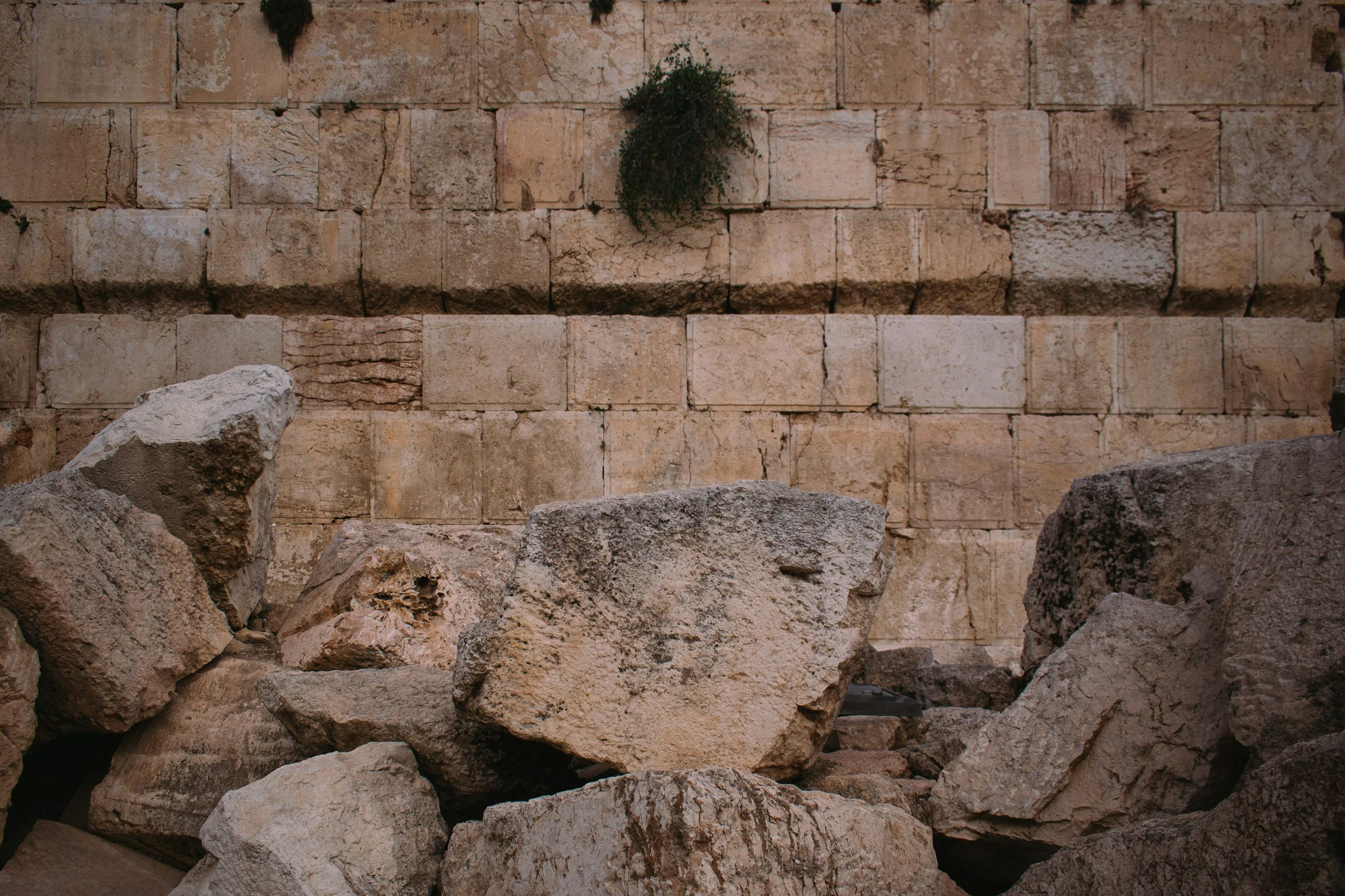 When Did the Second Temple Get Destroyed?