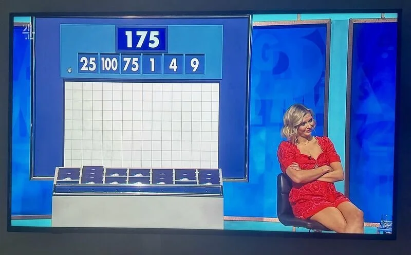 A very simple numbers round from Countdown.