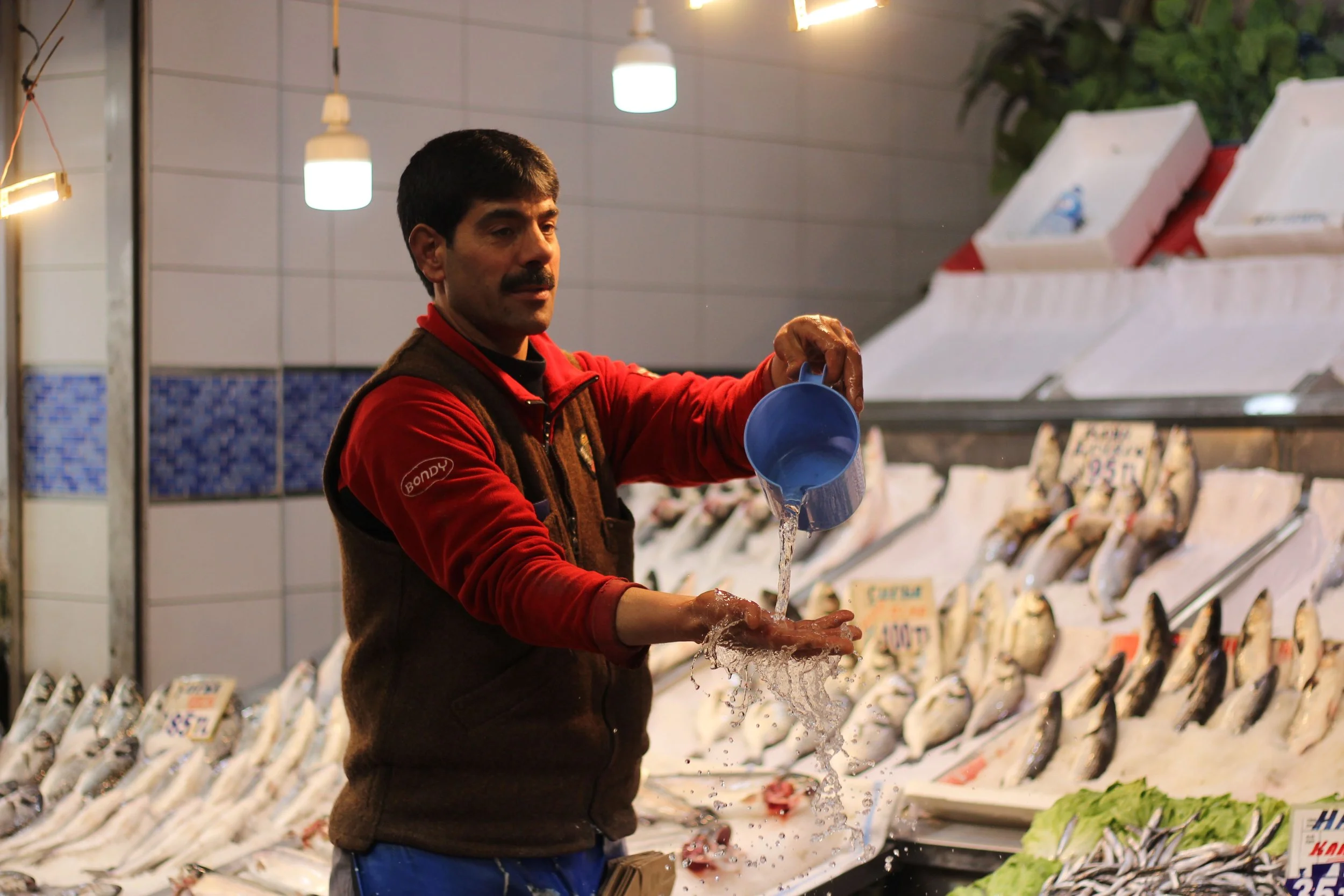 Fishmonger marketing strategy