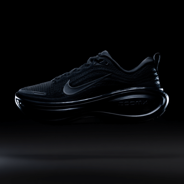 Hero Mode - Nike Vomero Refresh