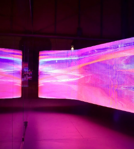 Pantallas grandes con efectos visuales, instalacion de videowall, HD, pantallas, nitidez, colores vibrantes.