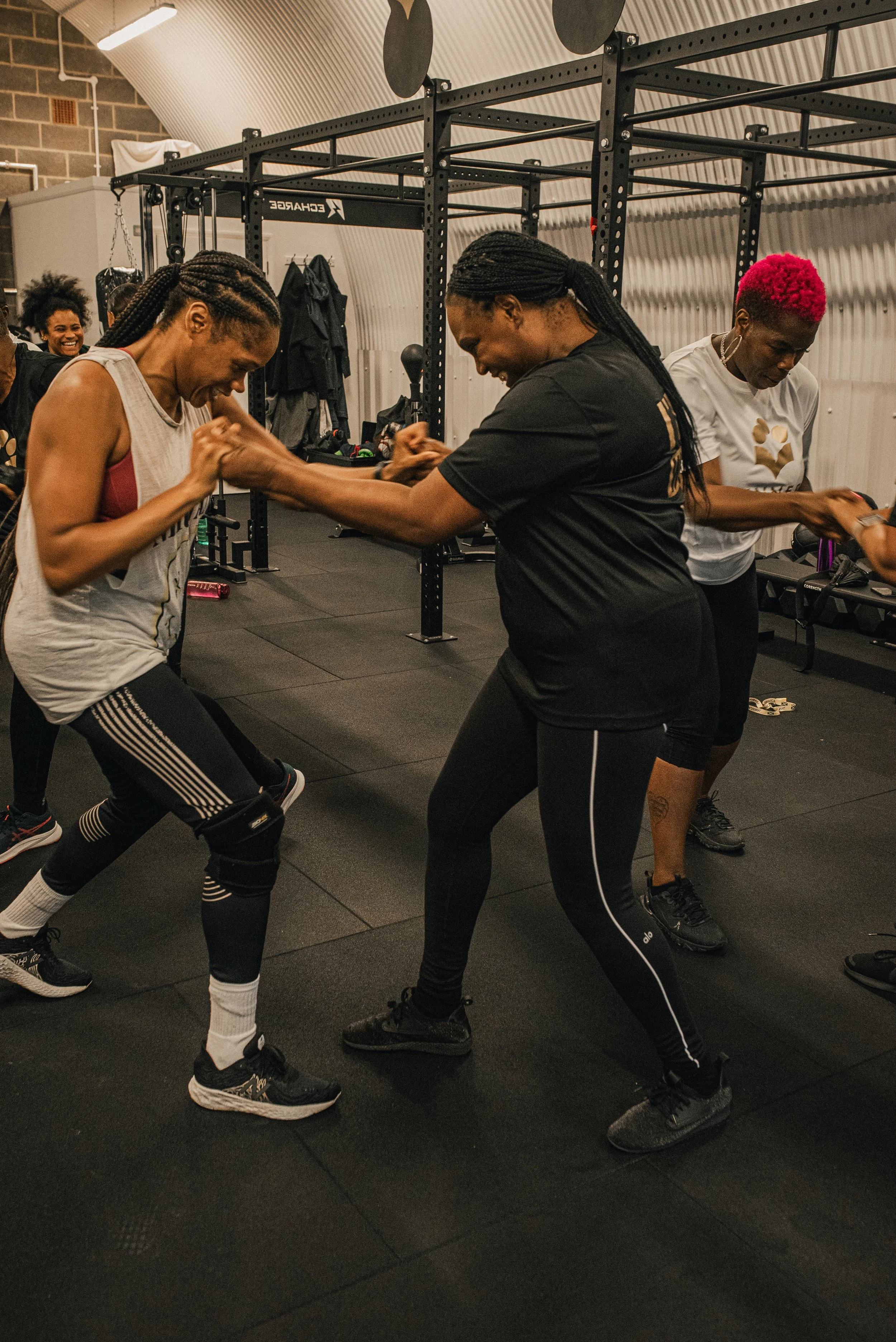 Why Group Fitness Classes Keep People More Consistent Than Training Alone