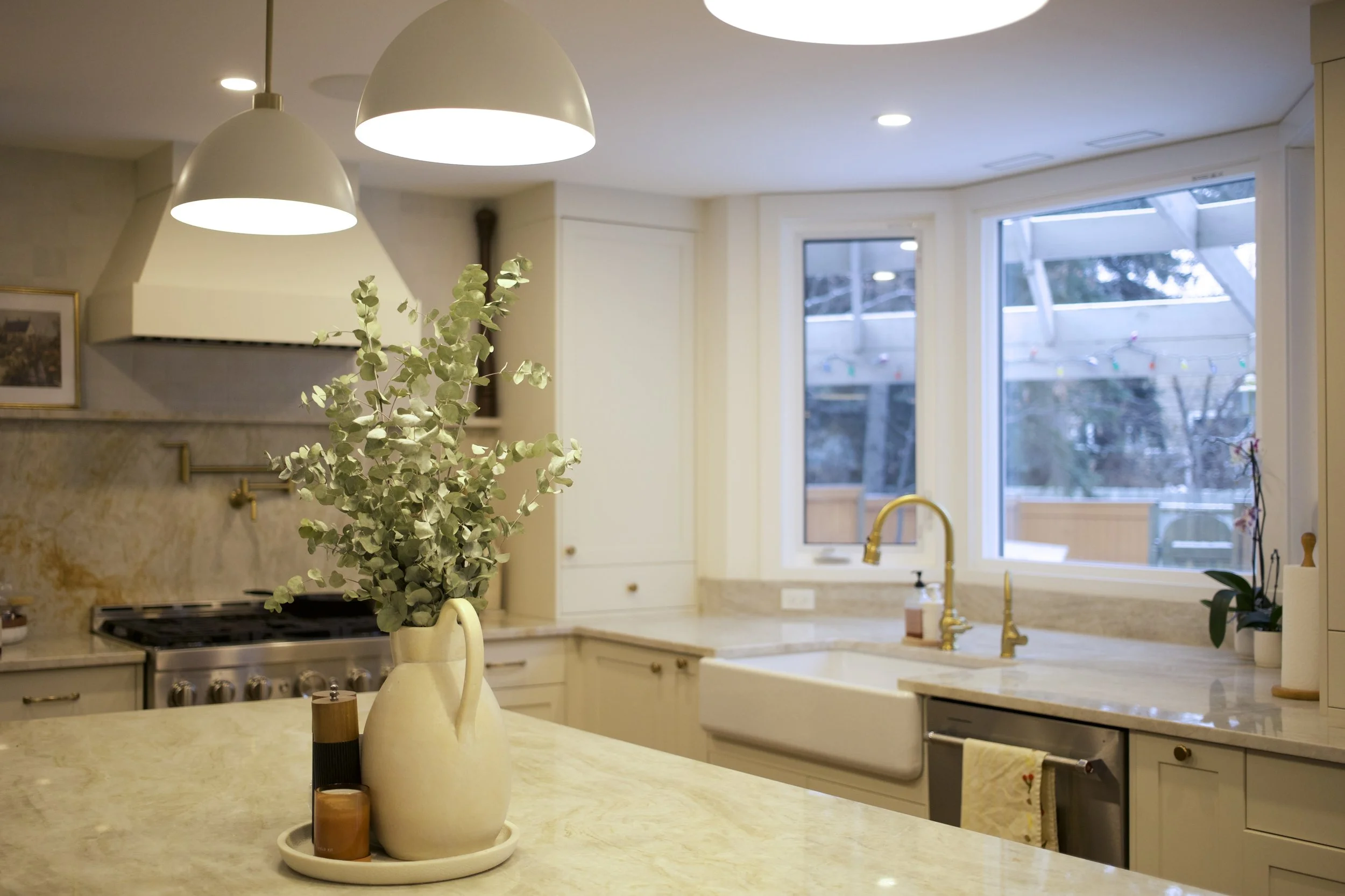 Luxury Kitchen renovation in Calgary by Cisar construction