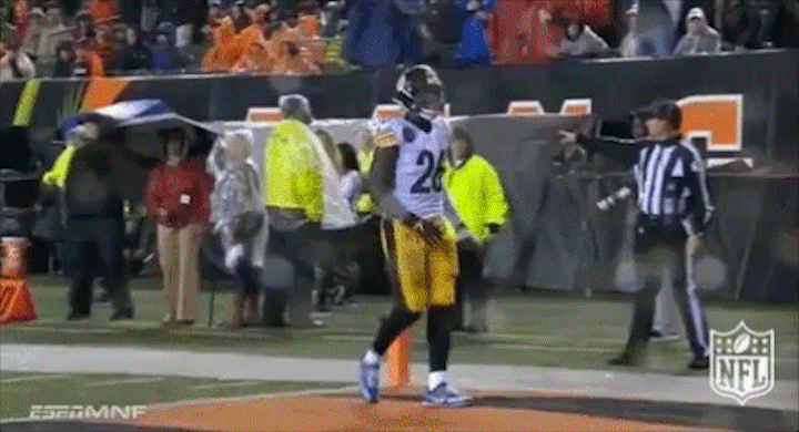 Giforade branded GIF