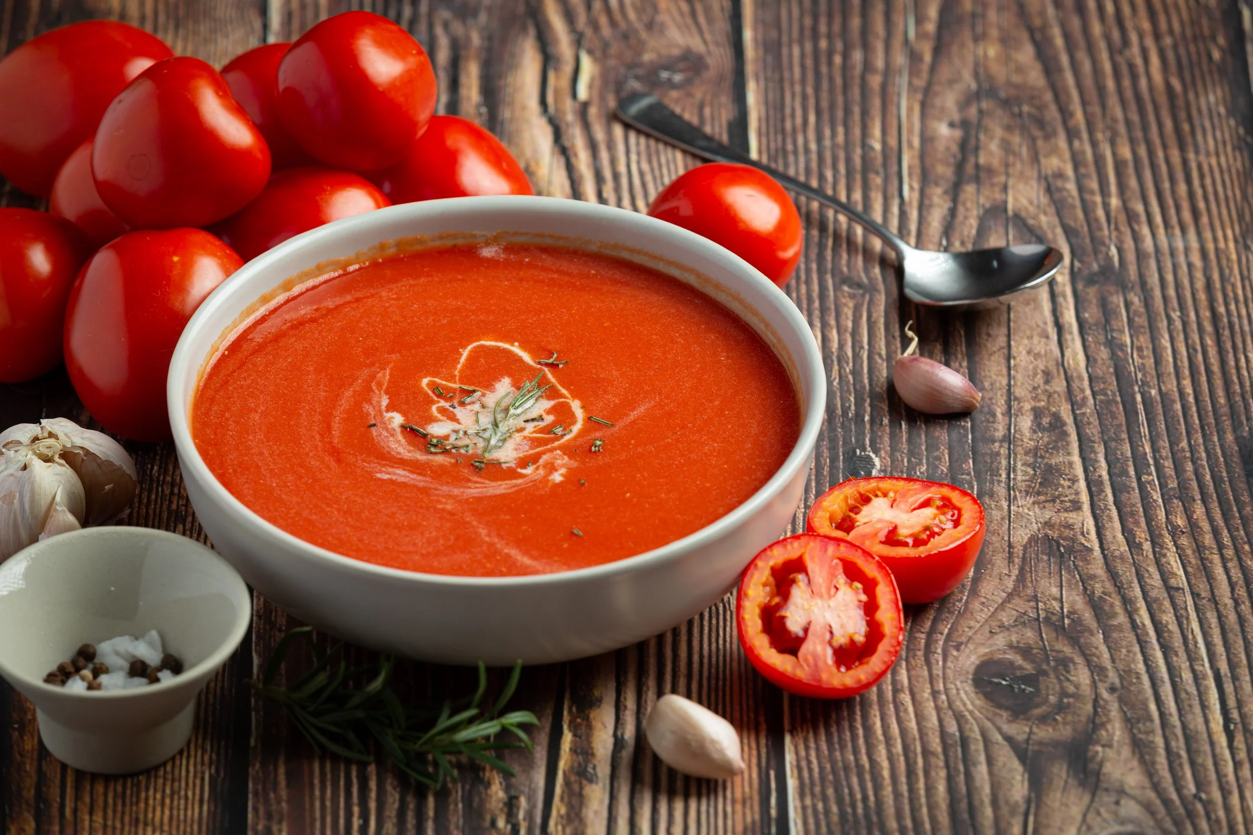 Envase de gazpacho de origen artesano