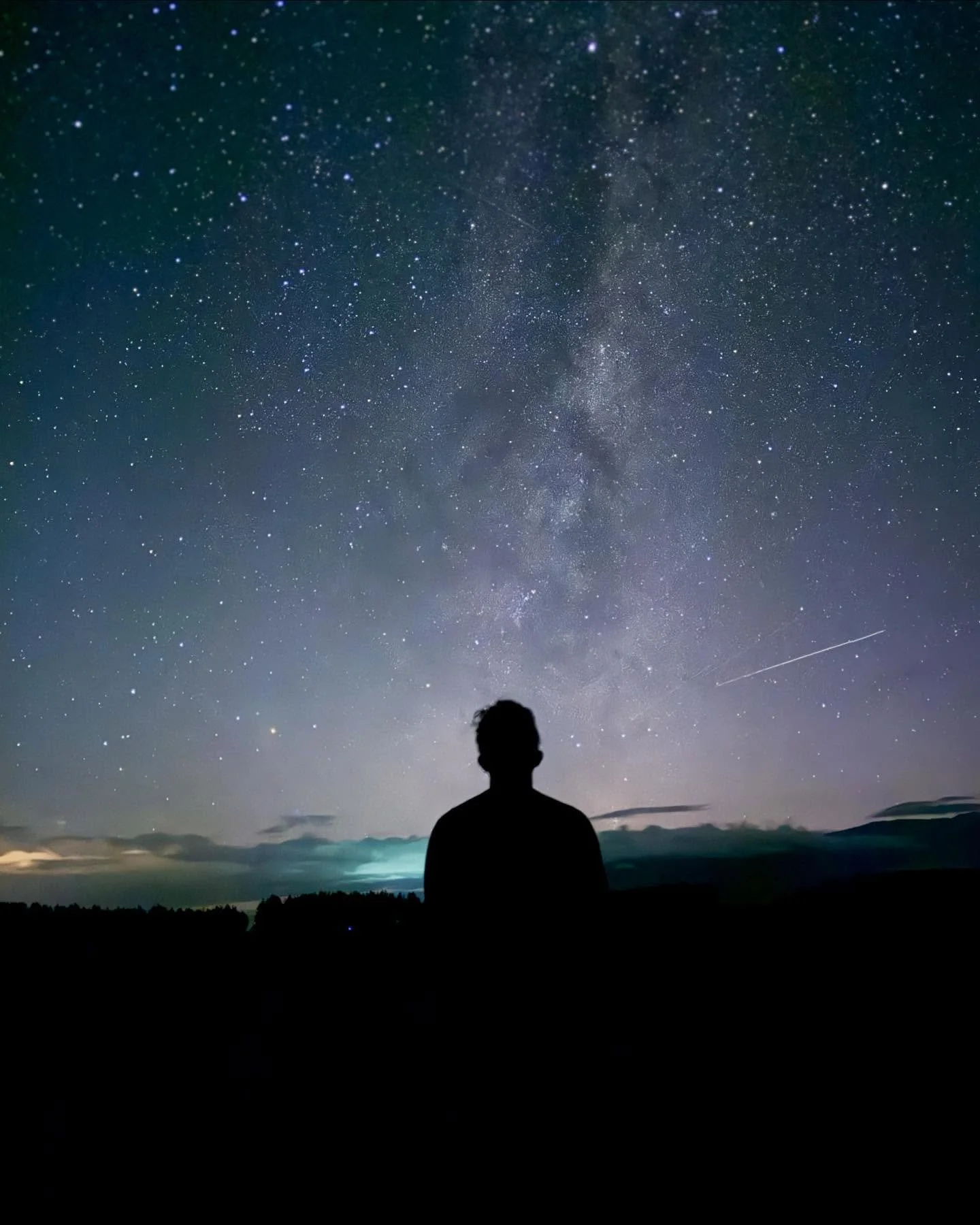 Adds stargazing to the list of hobbies I love doing with you. I&rsquo;m grateful that you can randomly wake up at 3:45am to an infinite amount of stars out the window, and know that I&rsquo;d want to see them too. 

This NZ adventure has been filled 