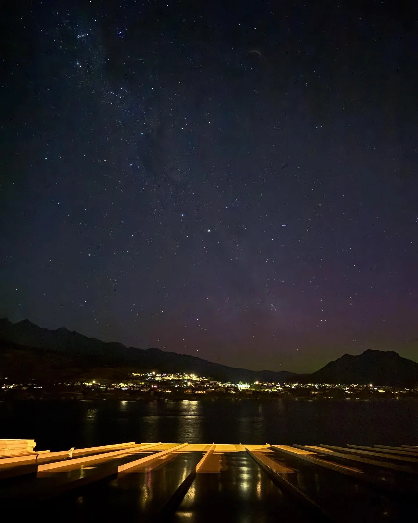 When you can see the Milky Way AND the Aurora Australis from your hotel room 🌌?! Another bonus, the Southern Cross constellation which is featured on the NZ flag 🇳🇿. I&rsquo;ll miss you Queenstown 😍!

Geez, I&rsquo;m in awe of this place&hellip;N