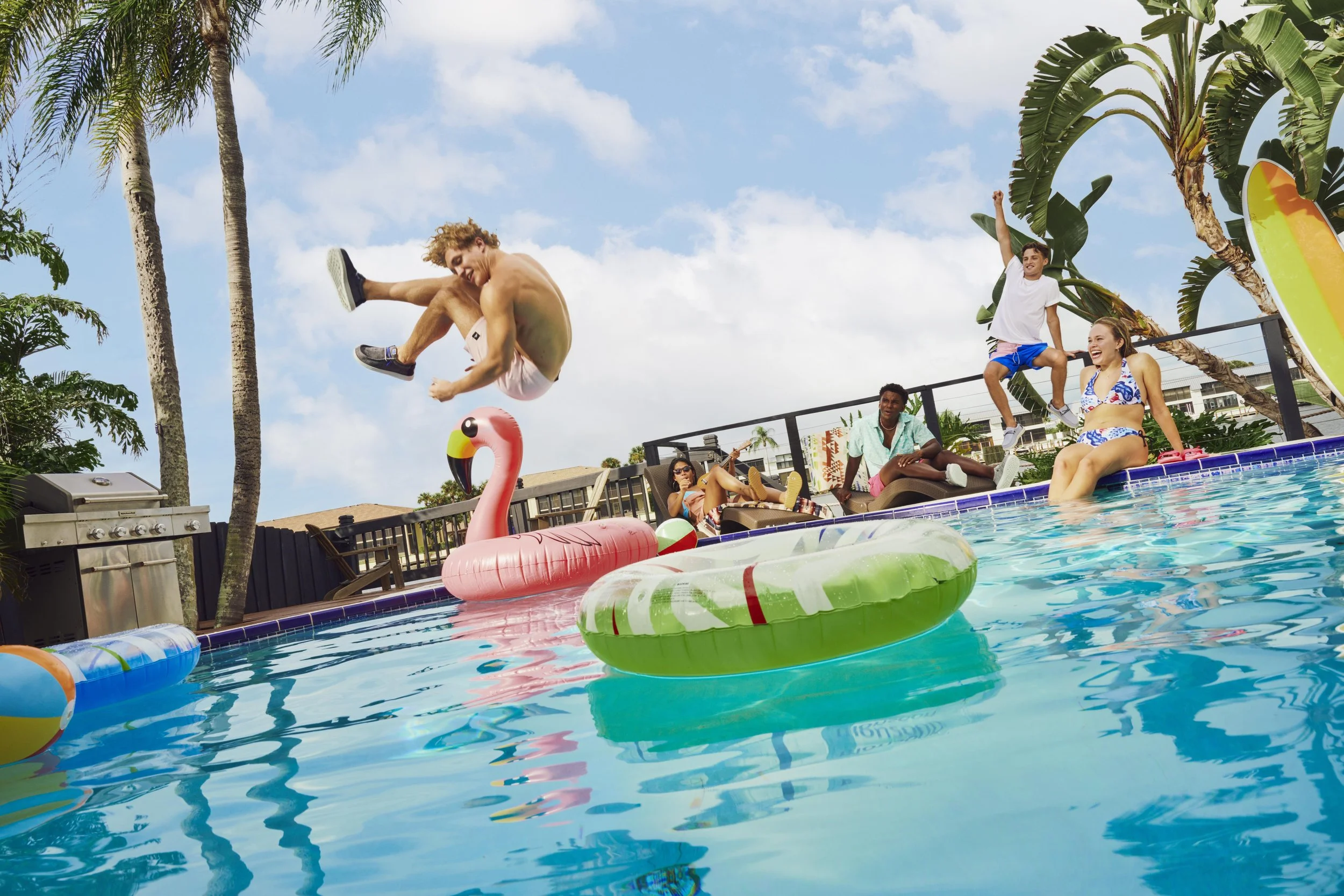 SS24_HEYDUDE_DG_SB 16.jpg