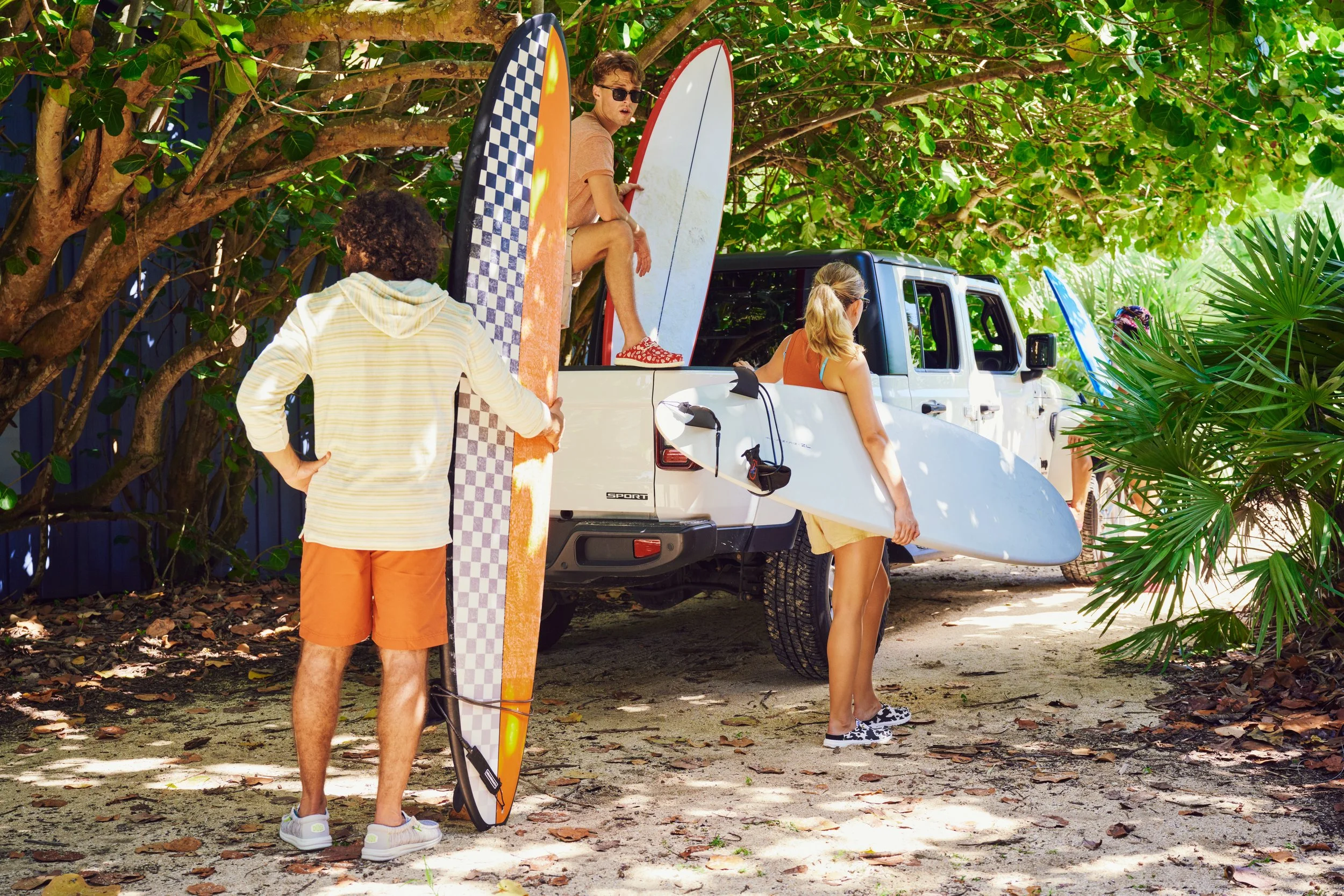 SS24_HEYDUDE_DG_SURF 14.jpg