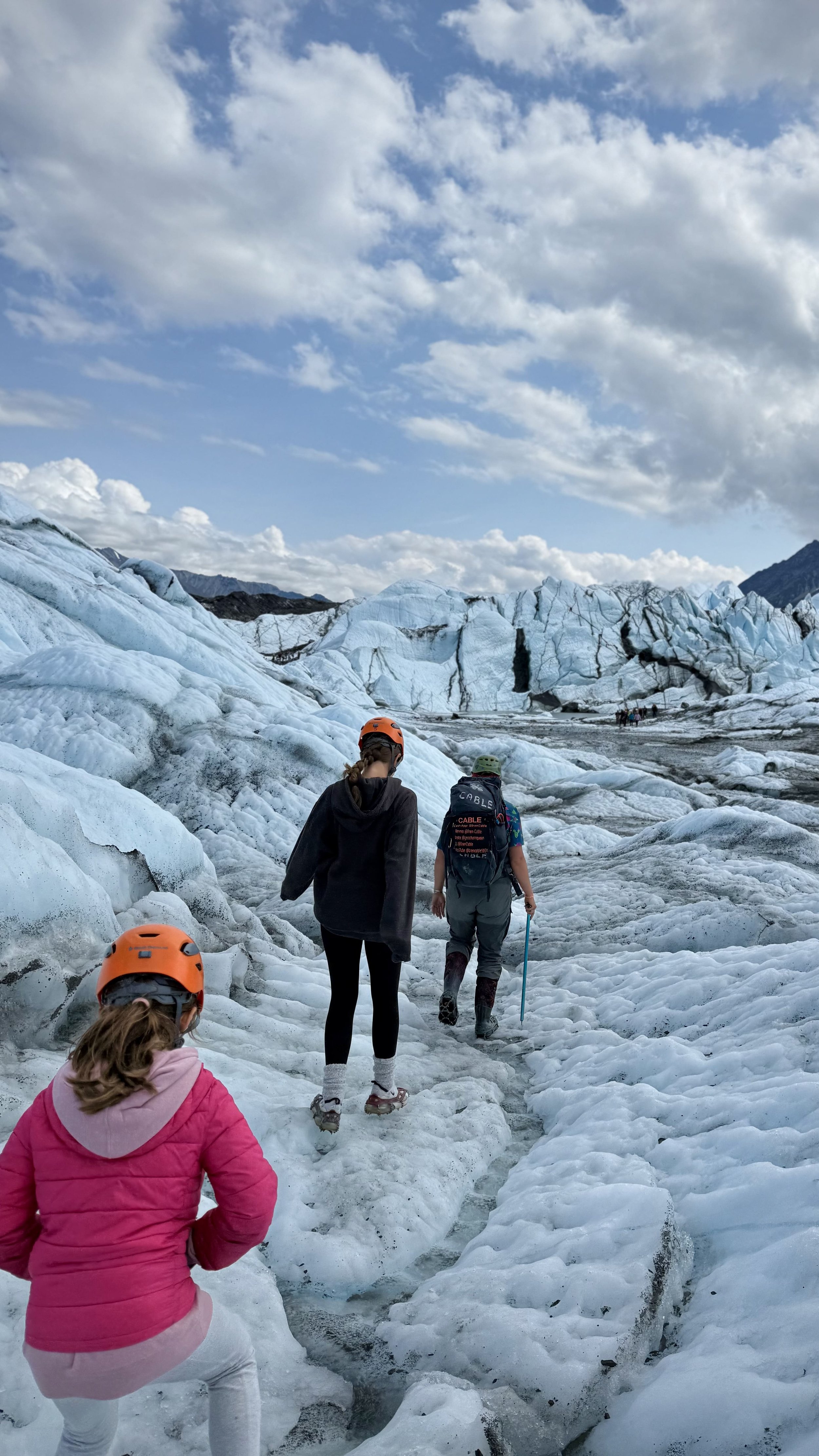 matanuska-glacier-hike