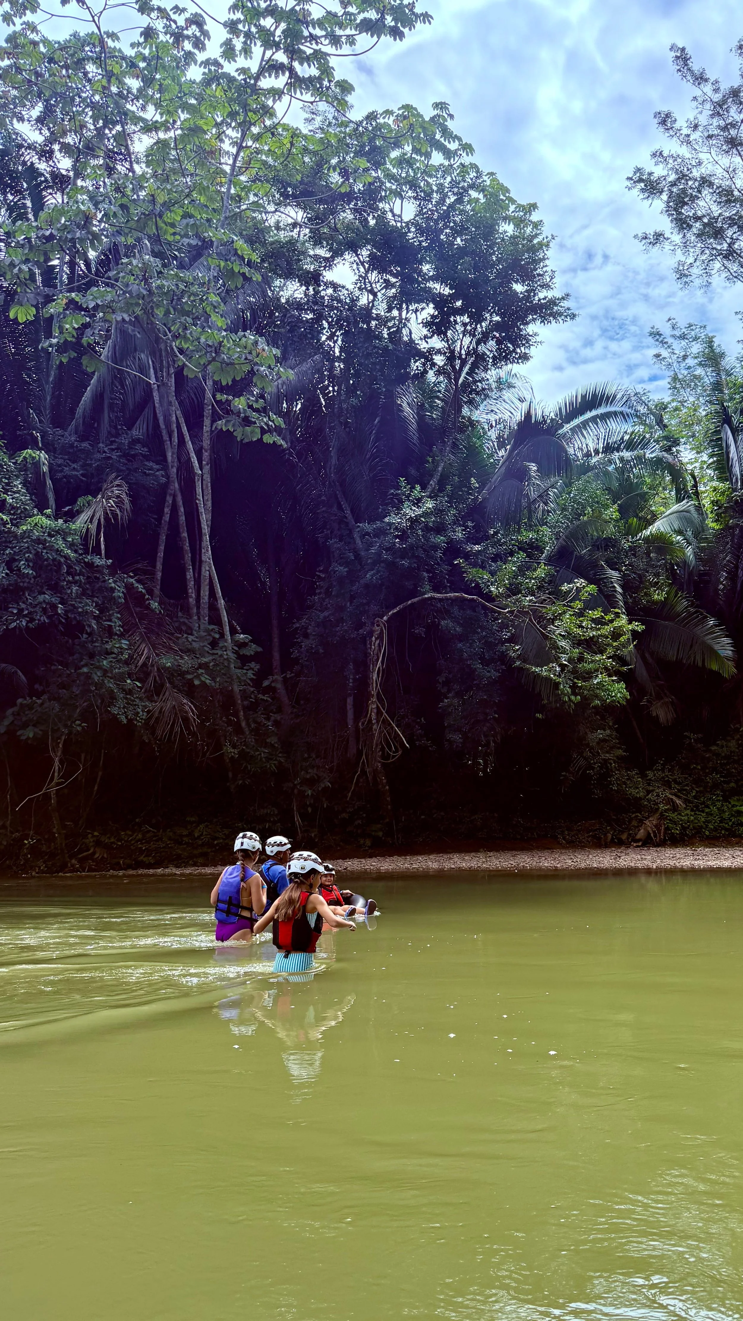river_crossing_belize