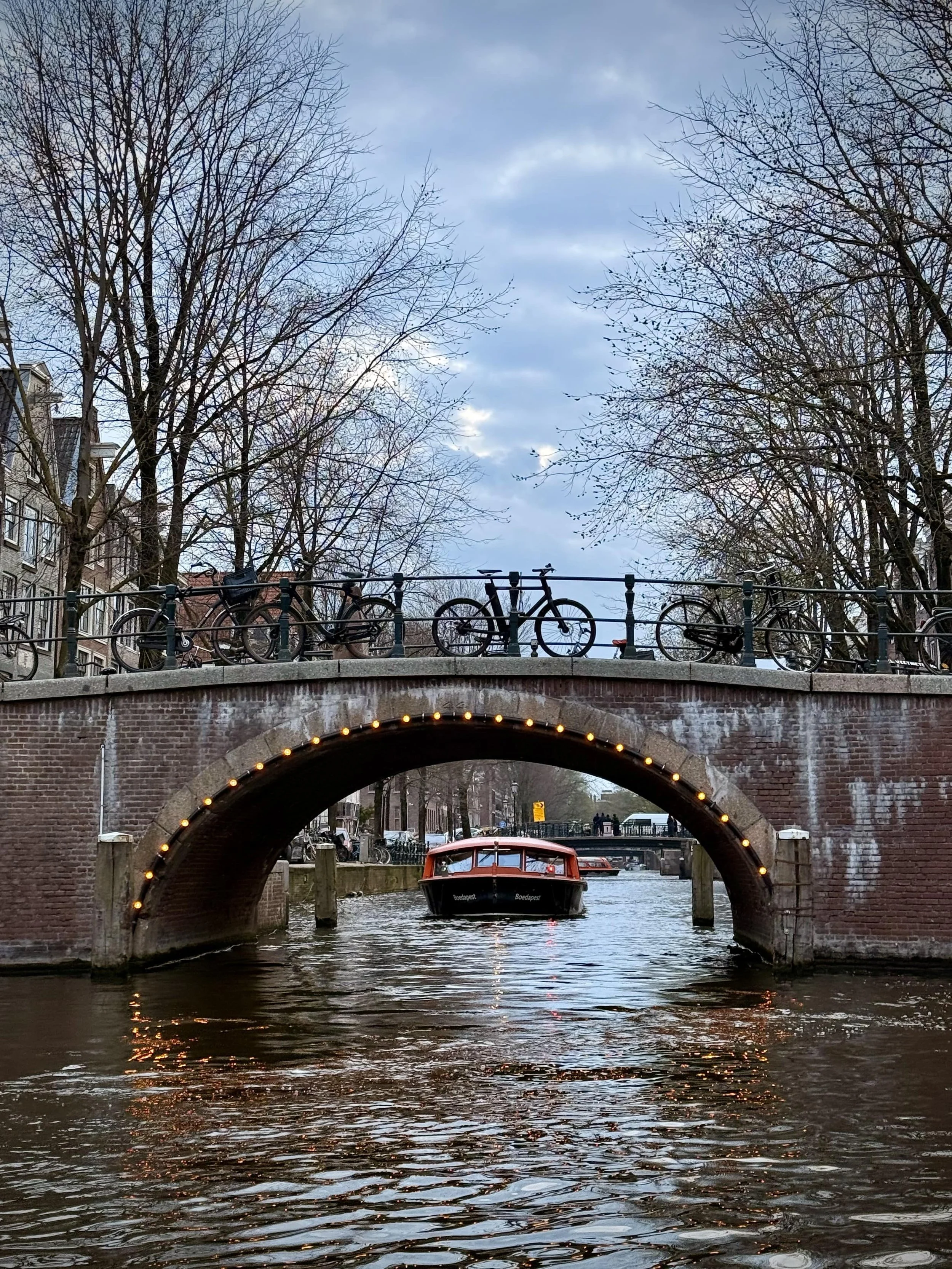 Amsterdam Canal.jpg
