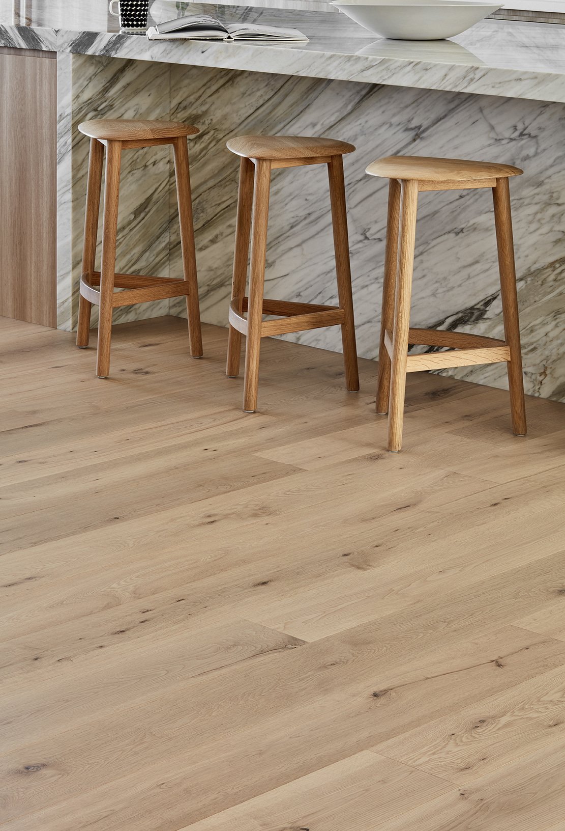 Prestige-Oak-15mm-Pure-Natural-PreferenceFloors_Mosman_Pure_Natural_kitchen_detail.jpg