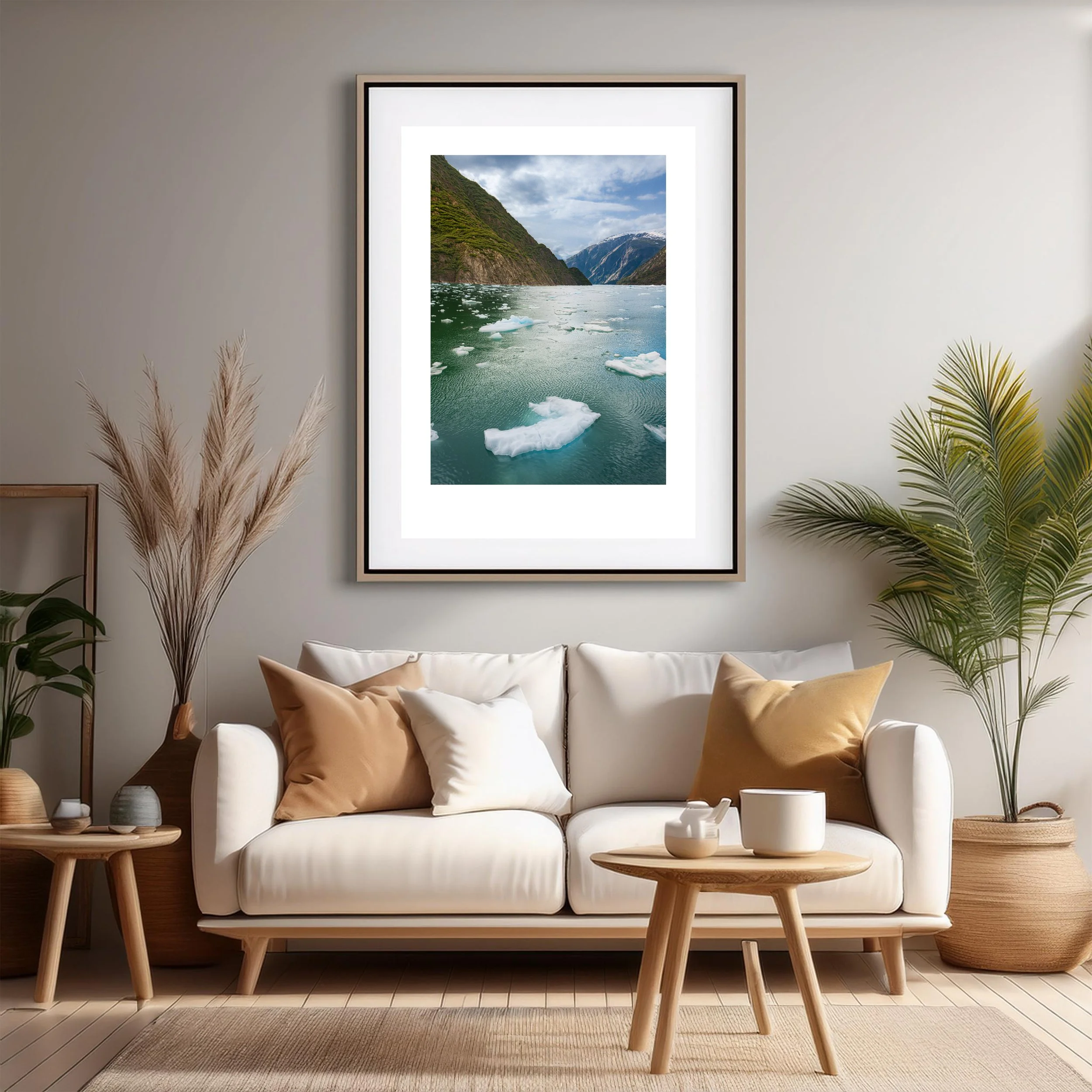 Icebergs and Mountains in Room 01.jpg