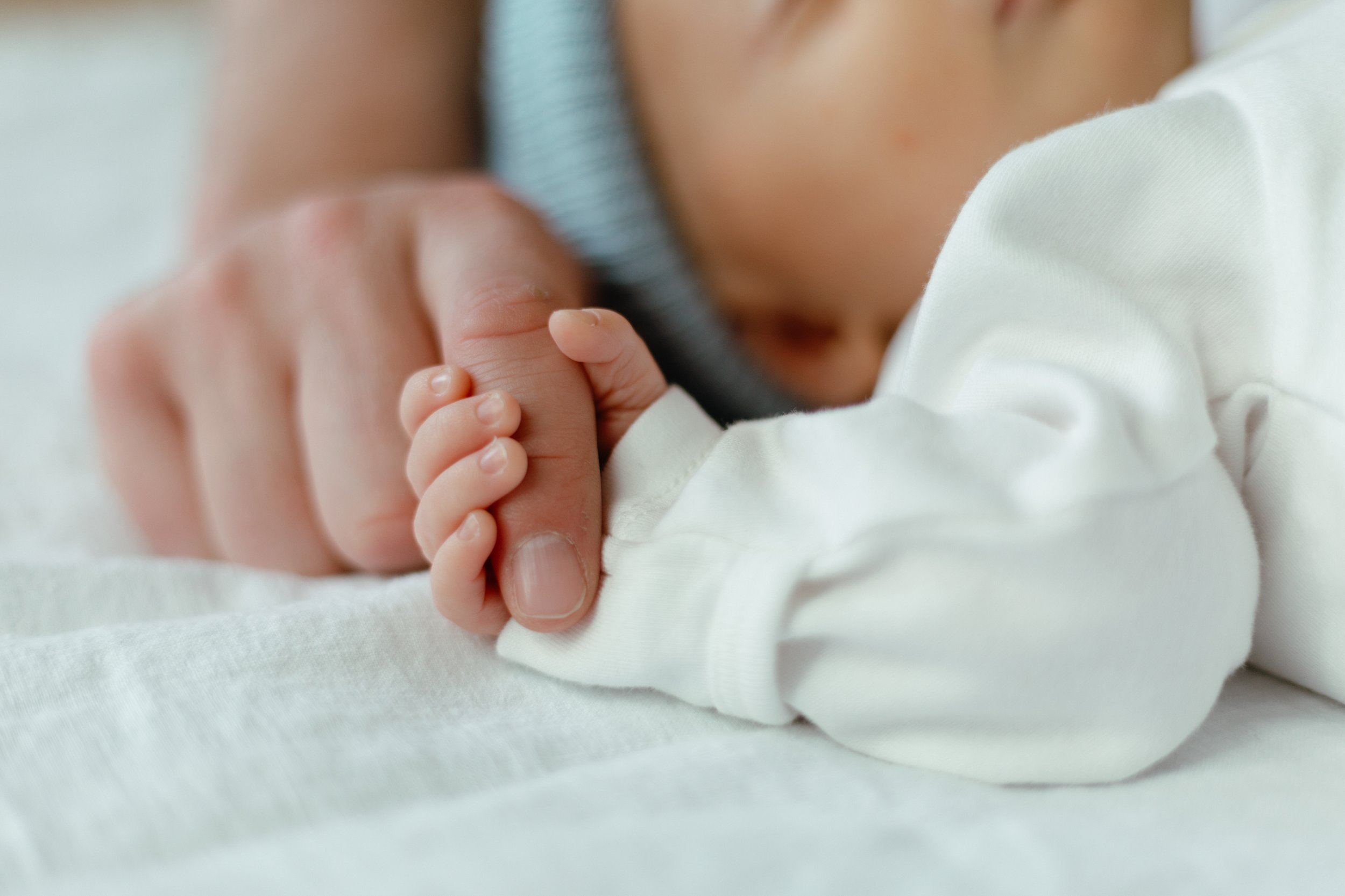 Frecker Newborn Shoot_High Res-32.jpg