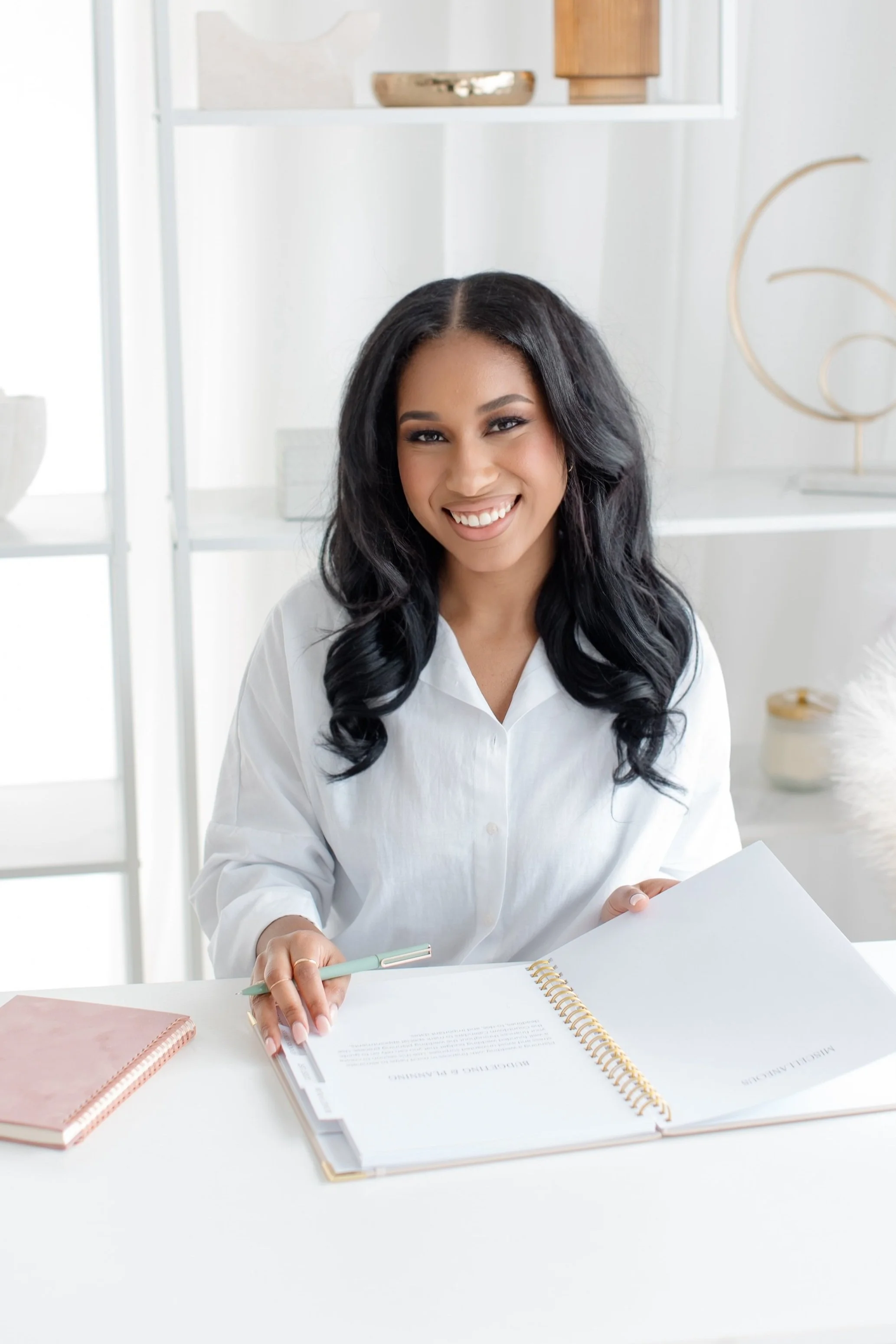 Jaira, luxury wedding planner for Little & Luxe Weddings, offering all-inclusive micro weddings and full-service planning in Southern California