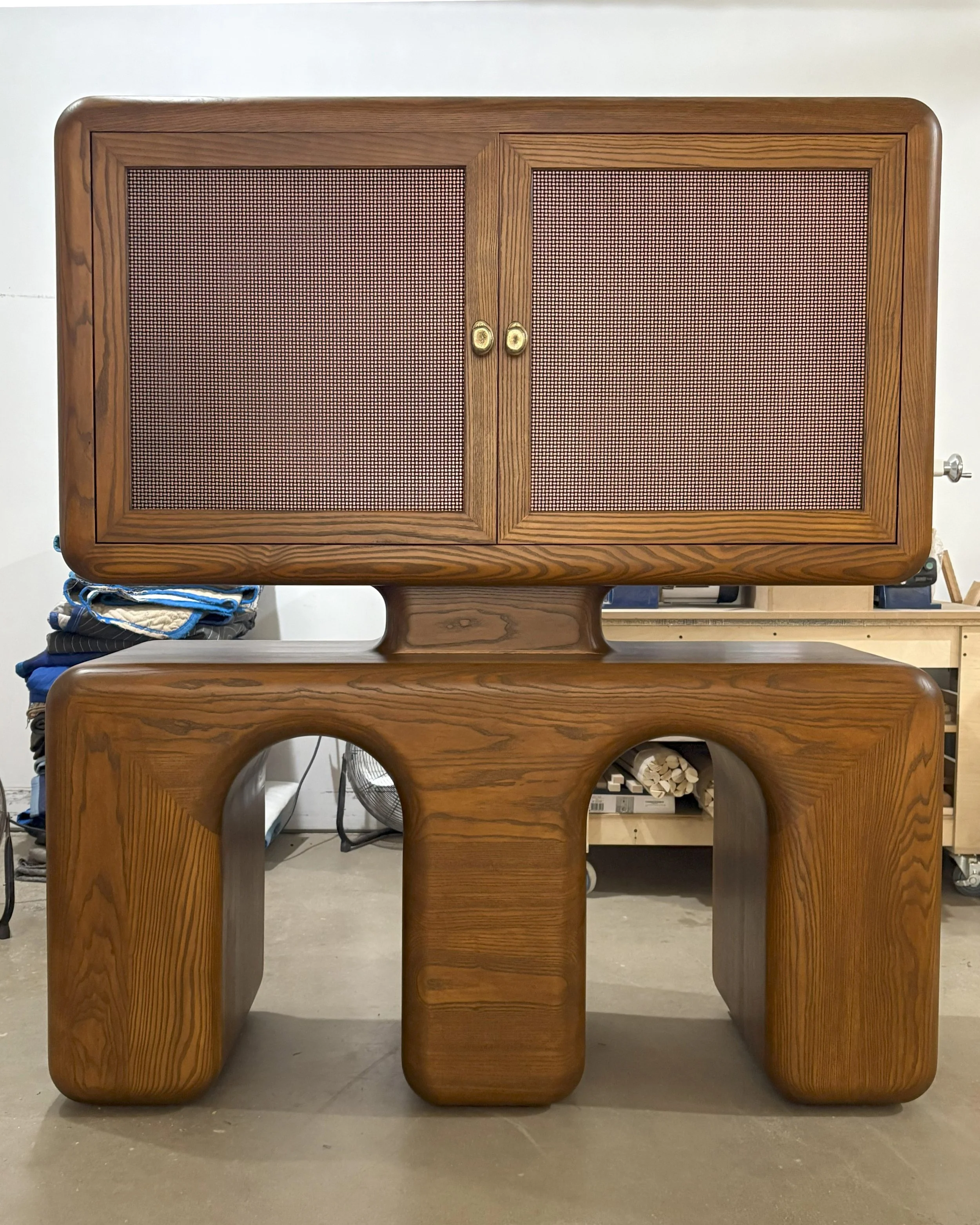 Usher Cabinet 01.jpg