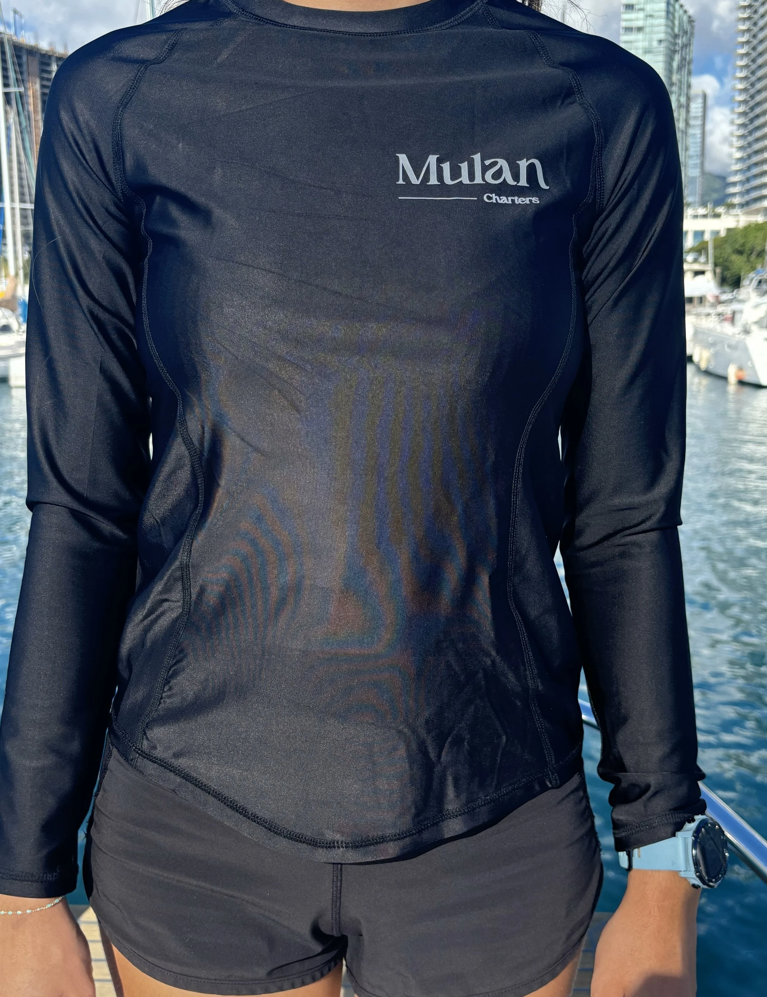 womens rashie front.jpeg