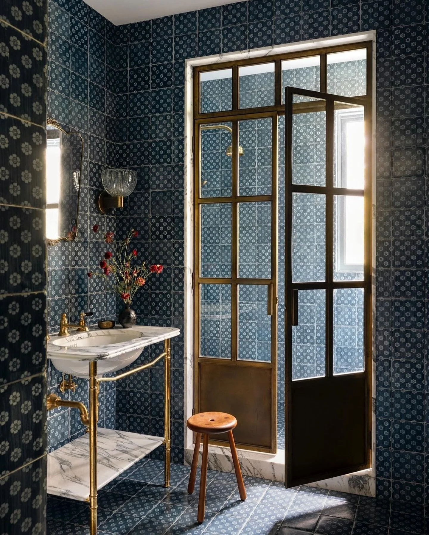 Good tile is everything. It brings color, depth, texture, visual interest, character, and so much more to a room. Not to mention, its an actual art form. Tile artists - whether it be for residential spaces like pictured here, or a mosaic artist, they