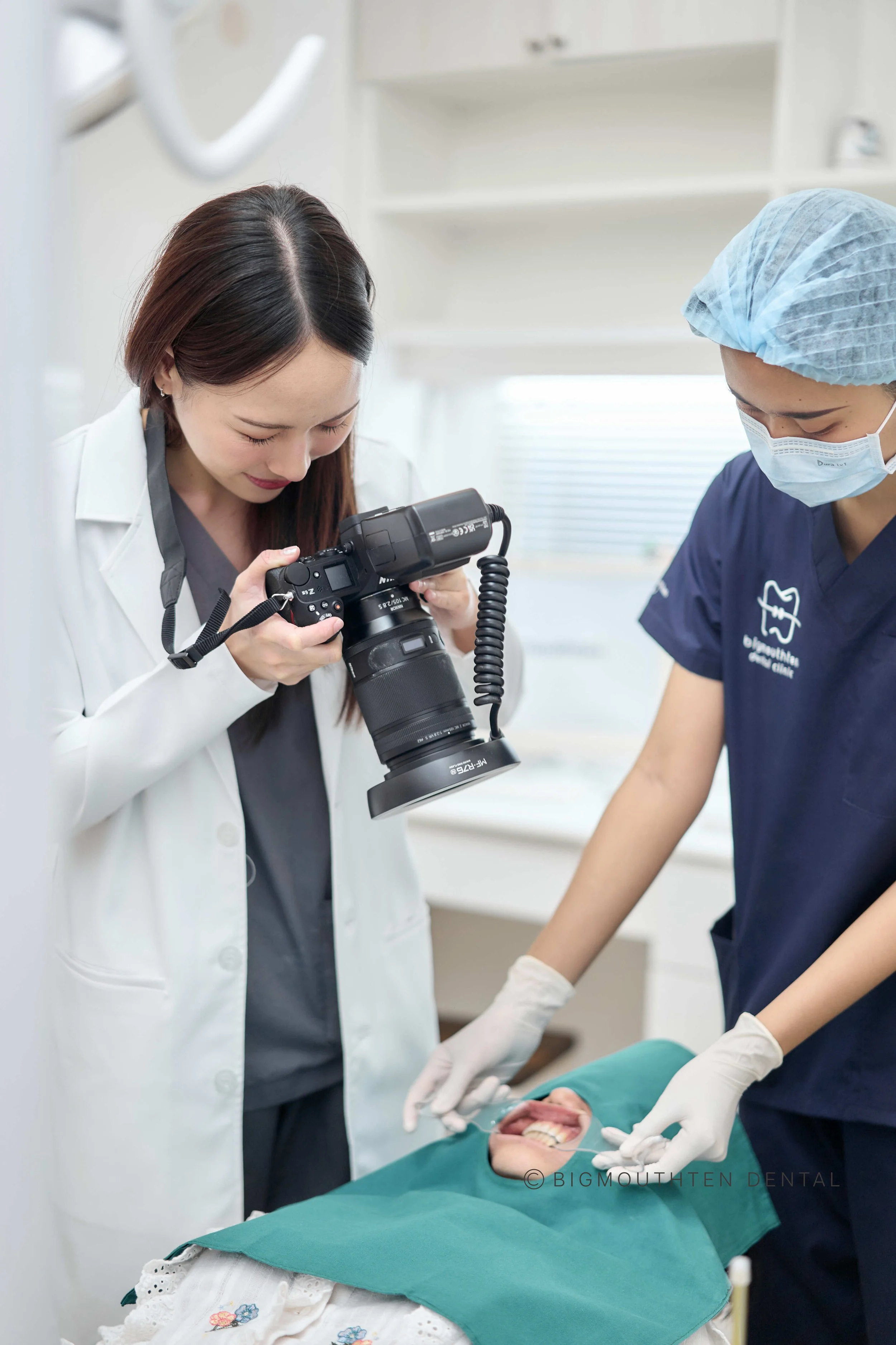 Specialized dental team at Bigmouthten Dental Clinic Chiang Mai