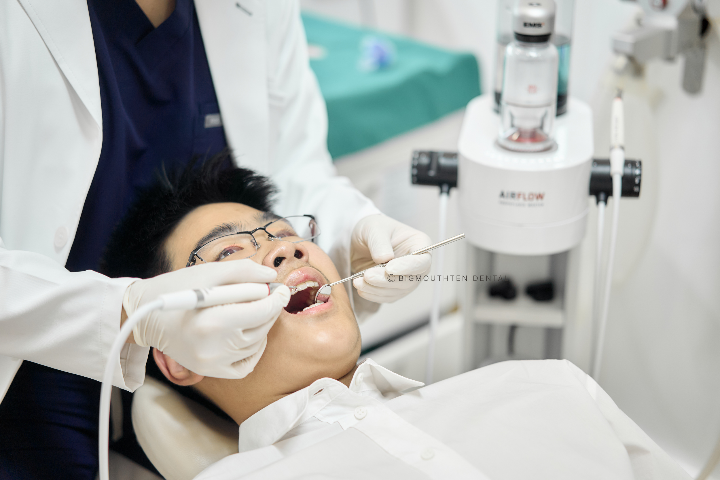 เครื่องขูดหินปูน EMS ได้รับการรับรองมาตรฐานระดับโลก