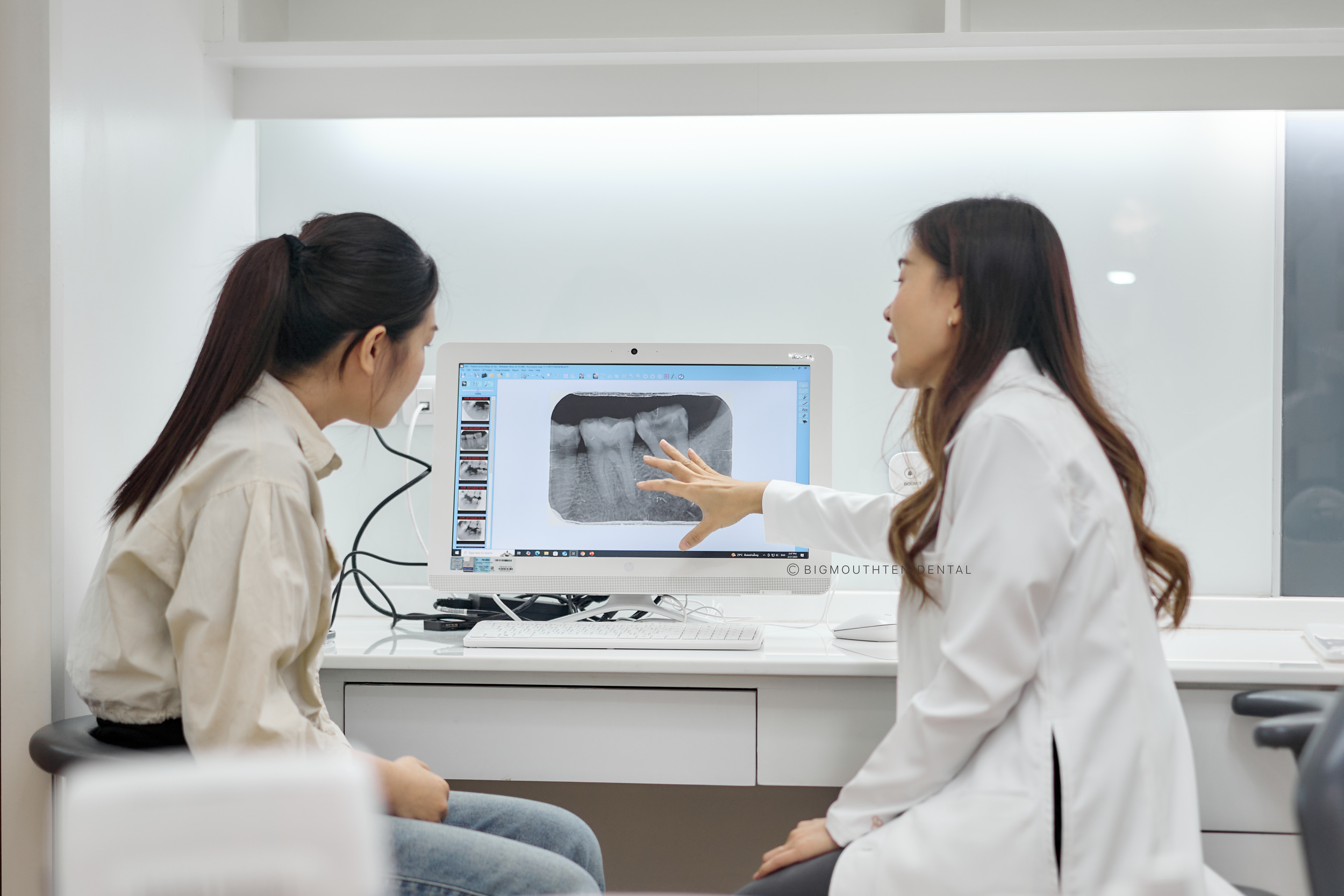 ทันตแพทย์เฉพาะทางอธิบายการรักษารากฟัน เชียงใหม่ | endodontist explains root canal treatment chiangmai
