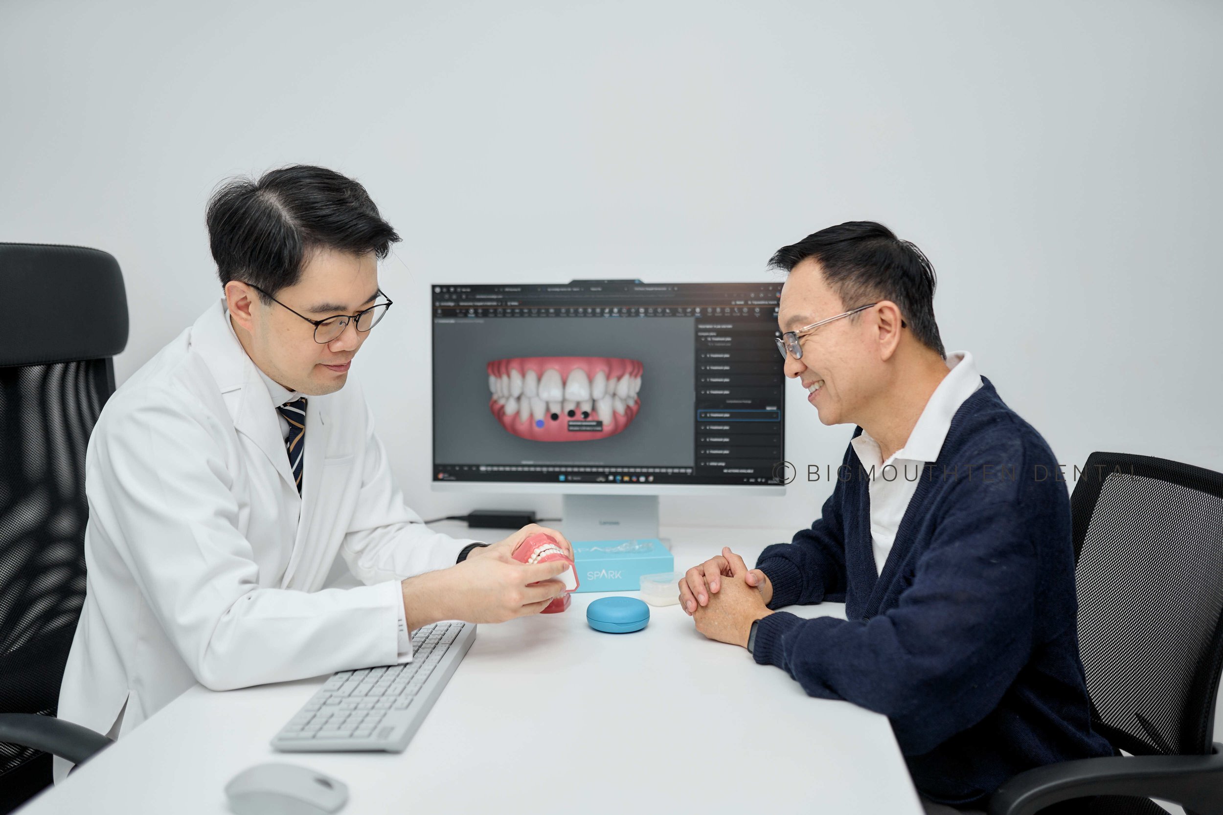 ทำนัดปรึกษาจัดฟันกับทันตแพทย์เฉพาะทาง เชียงใหม่